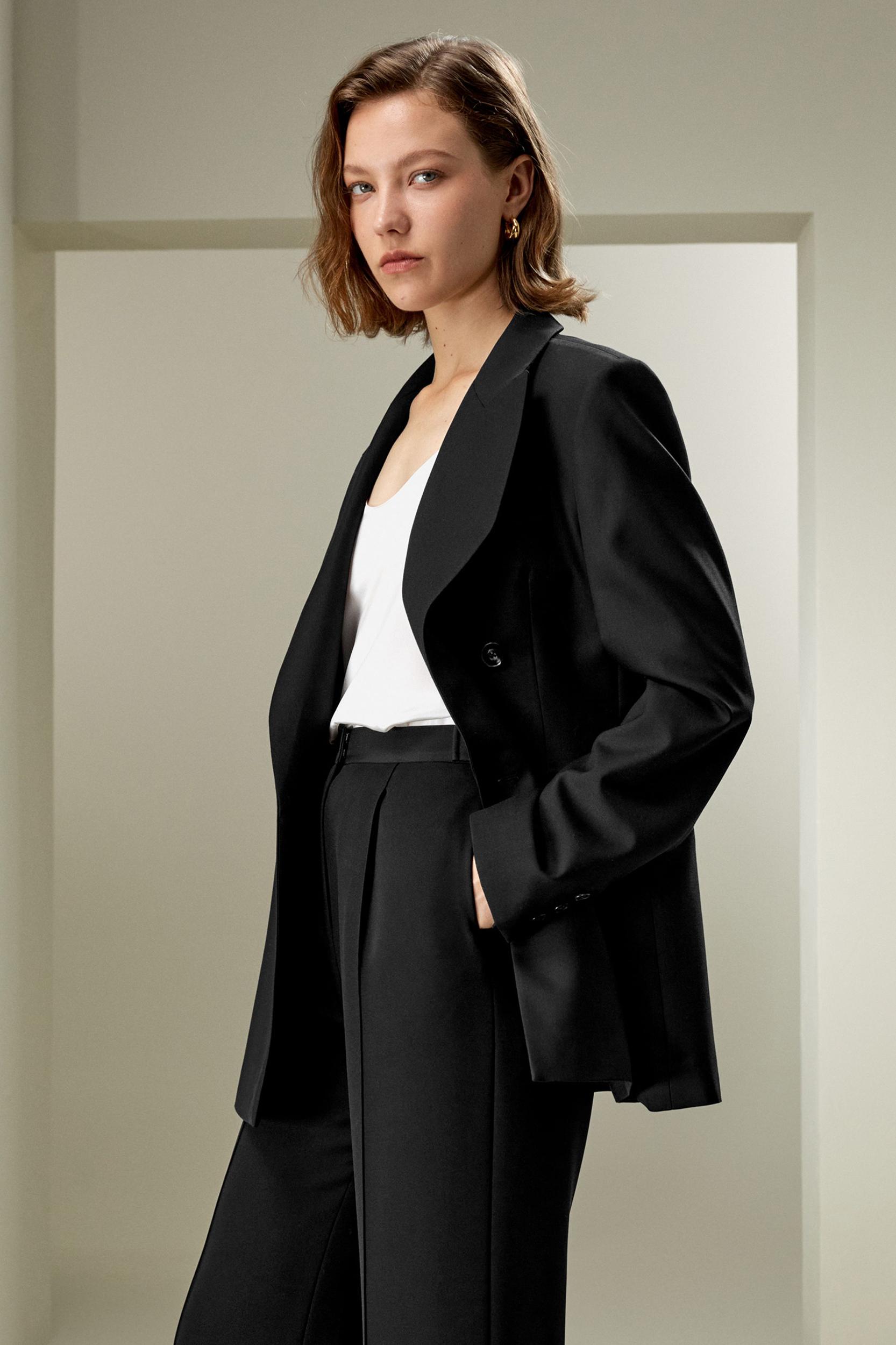 Modern Beauty Silk Wool Blazer Product Image