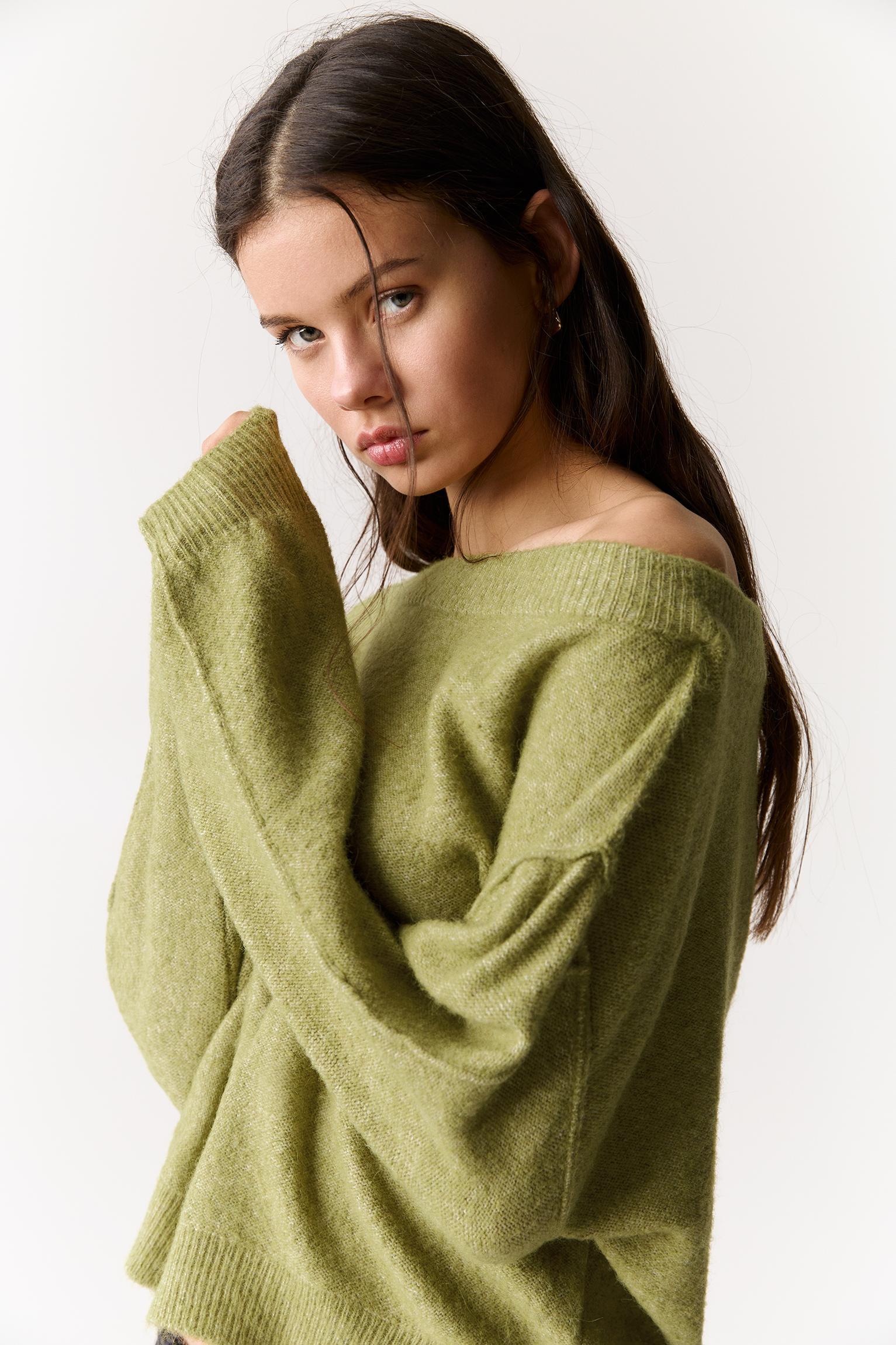 Boatneck knit sweater Product Image