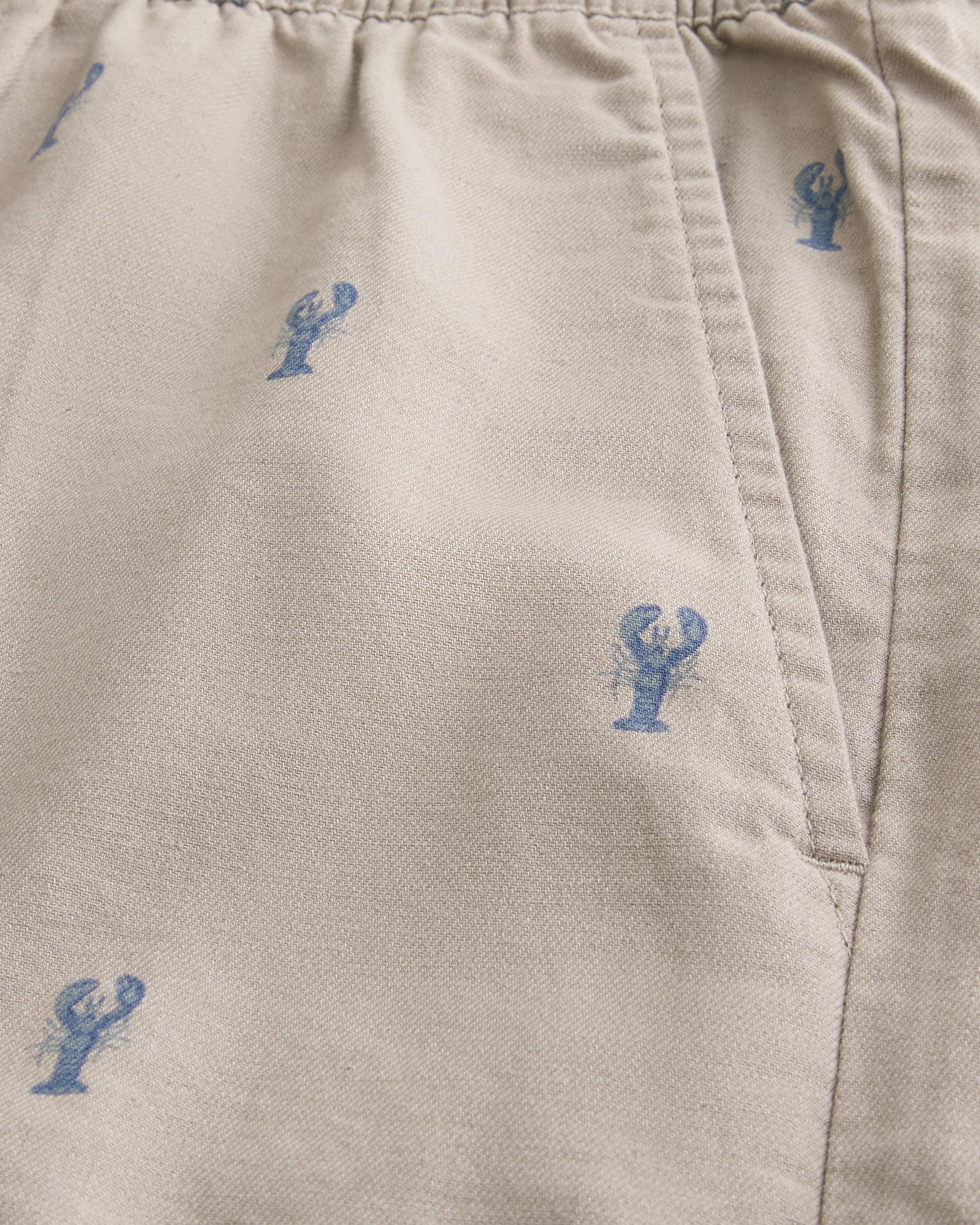 Mid-Thigh Twill Pull-On Shorts Product Image