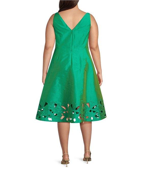 Adrianna Papell Plus Size Boat Neck Sleeveless Leaf Dress Product Image