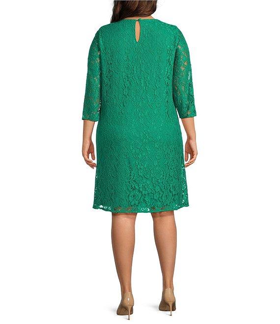 Caroline Plus Size Floral Lace Round Neck 3/4 Sleeve Bodice Lined Shift Dress Product Image