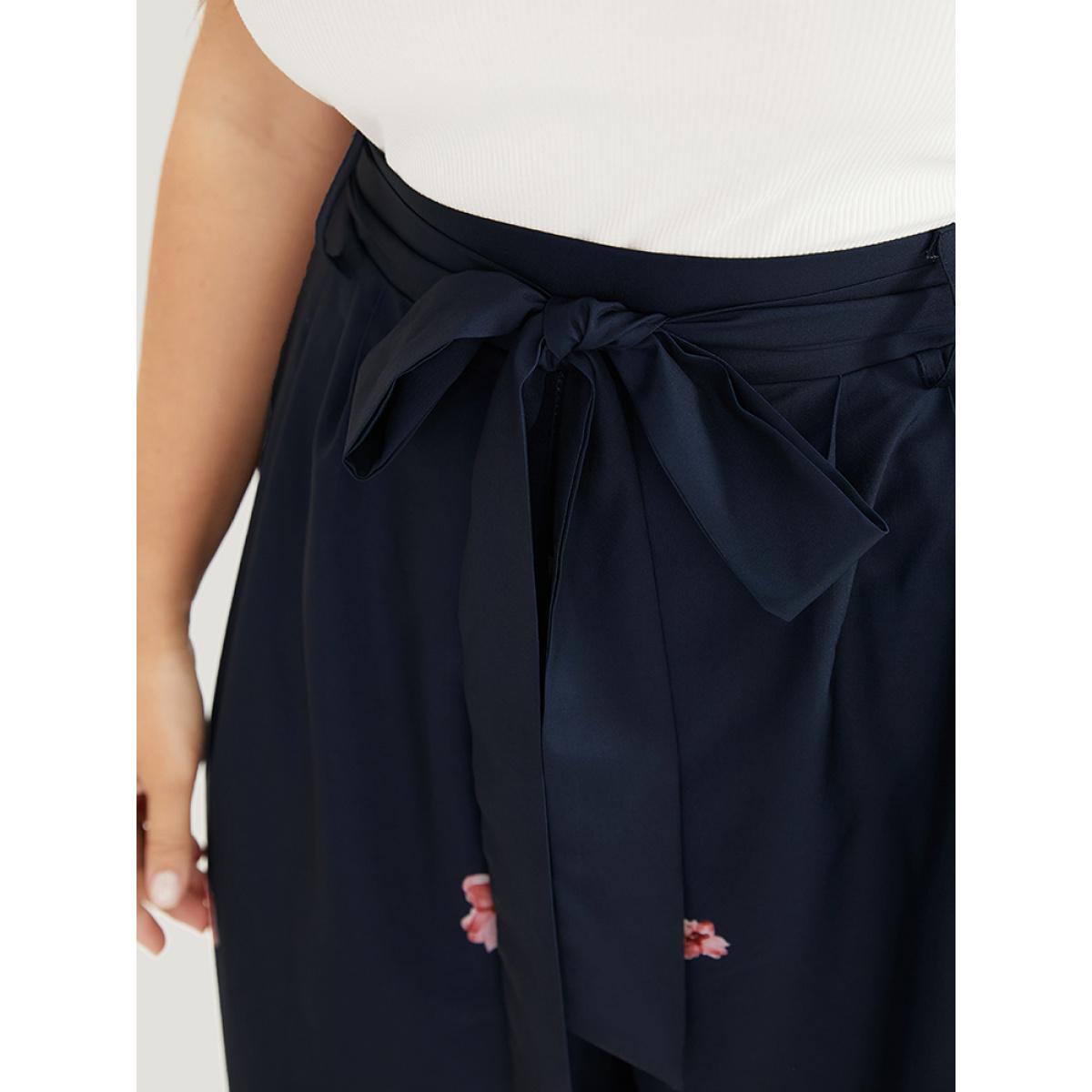 Plus Size Floral Wide Leg Pocket Pleated Detail Belt Pants Women Midnight Elegant Mid Rise Dailywear Pants BloomChic 14-16/1X Product Image