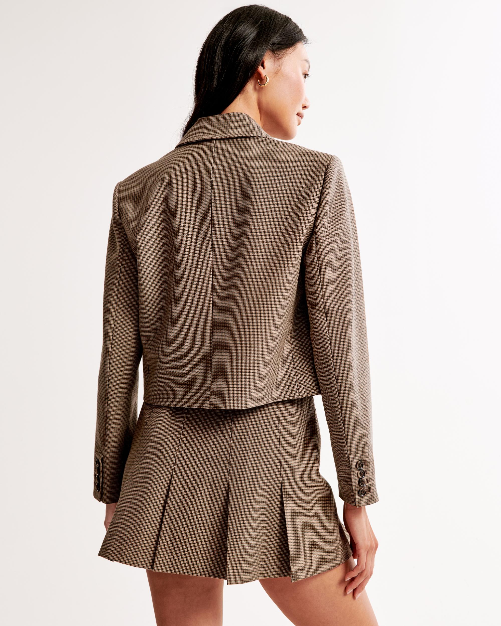 Short Menswear Blazer Product Image