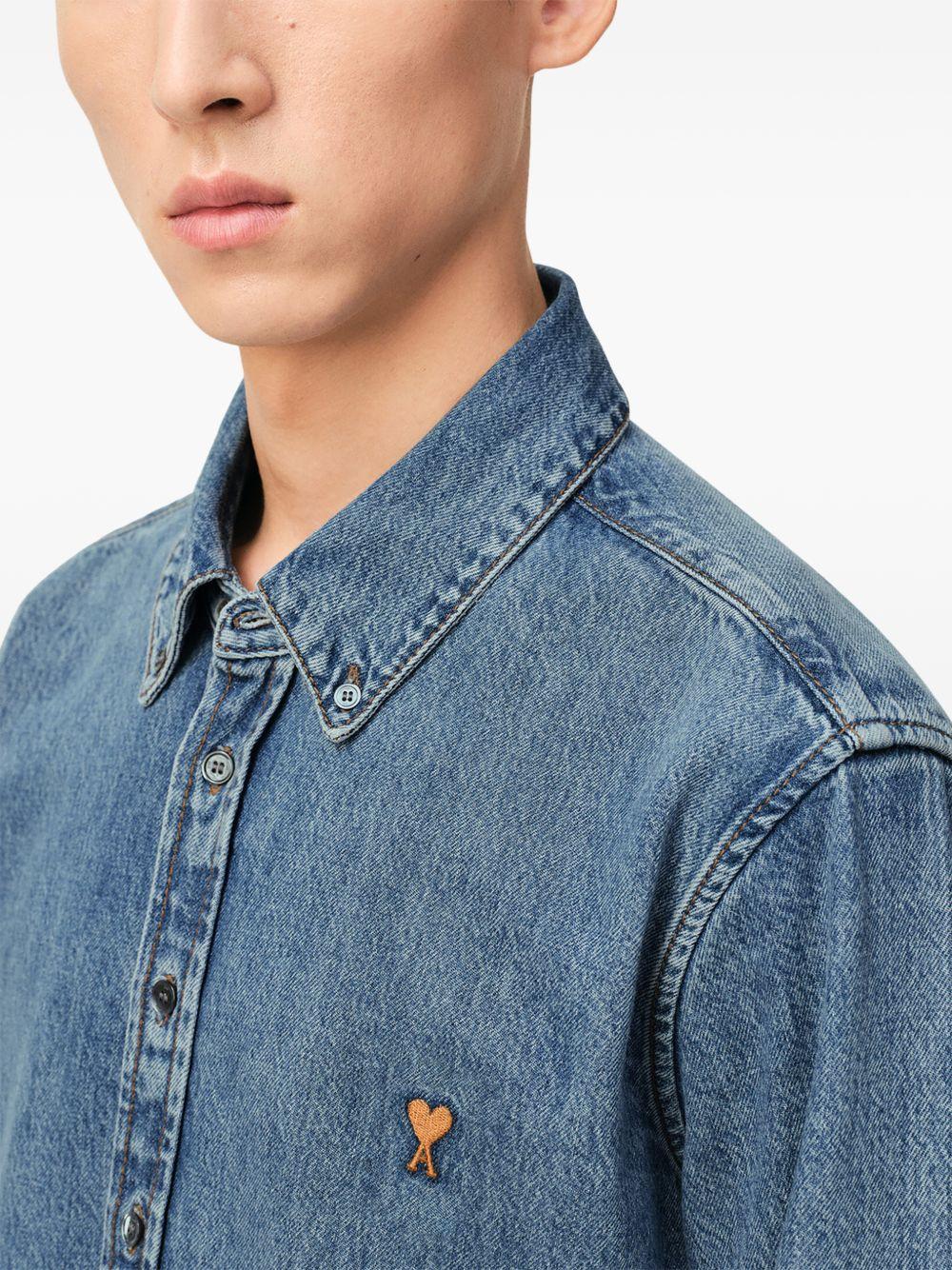 button tobacco-embroidery shirt Product Image