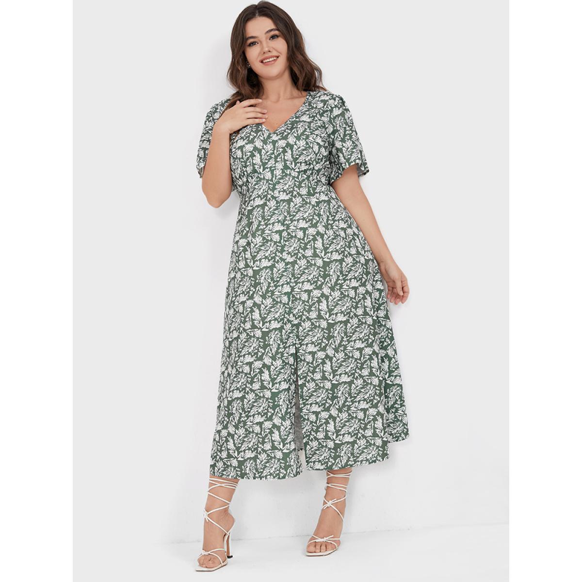 Plus Size Plants Printed V Neck Ruffles Split Midi Dress Green Women Casual Square Neck Short sleeve Curvy Midi Dress BloomChic 30/6X Product Image