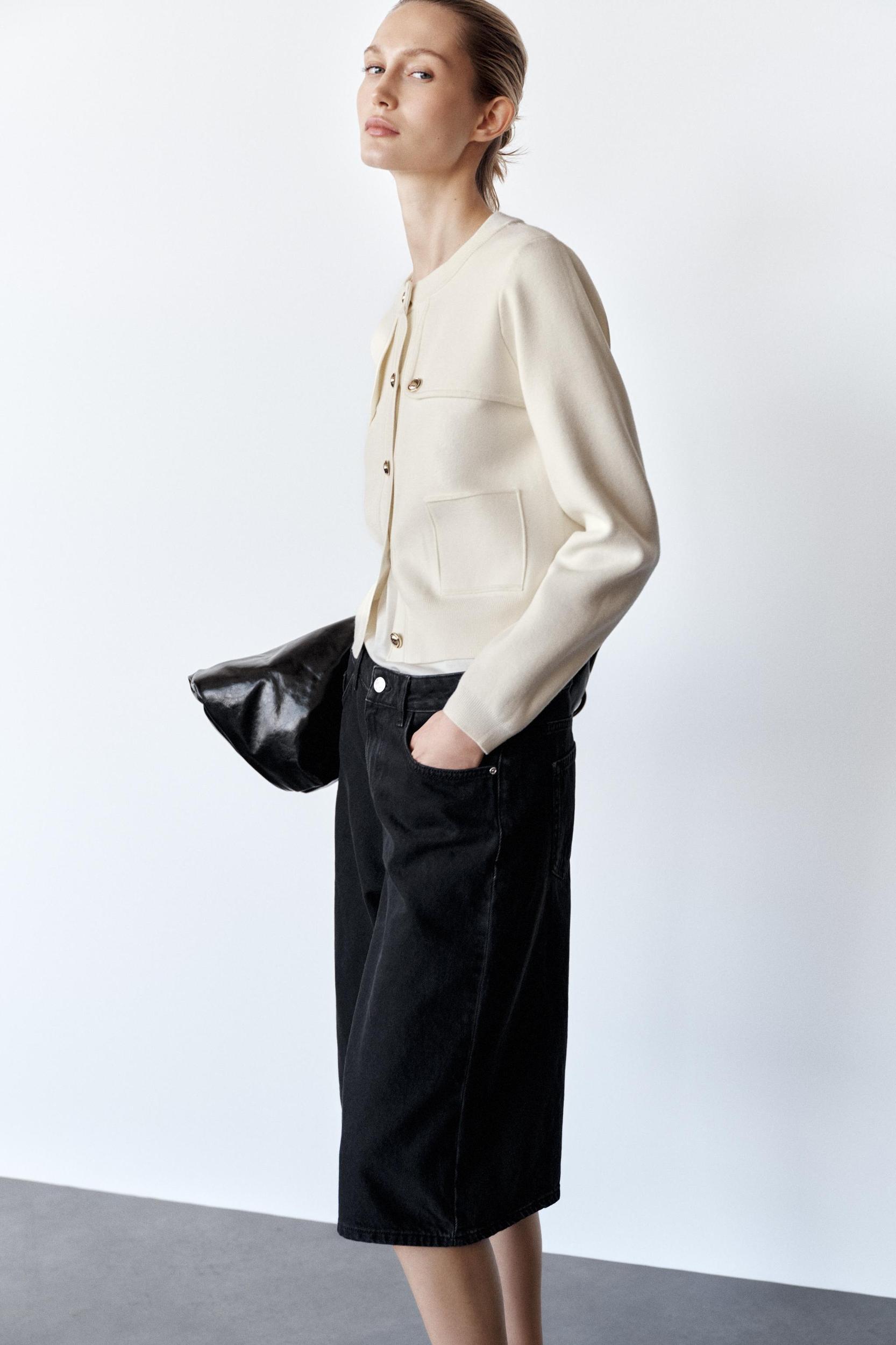 KNIT CARDIGAN WITH GOLDEN BUTTONS Product Image