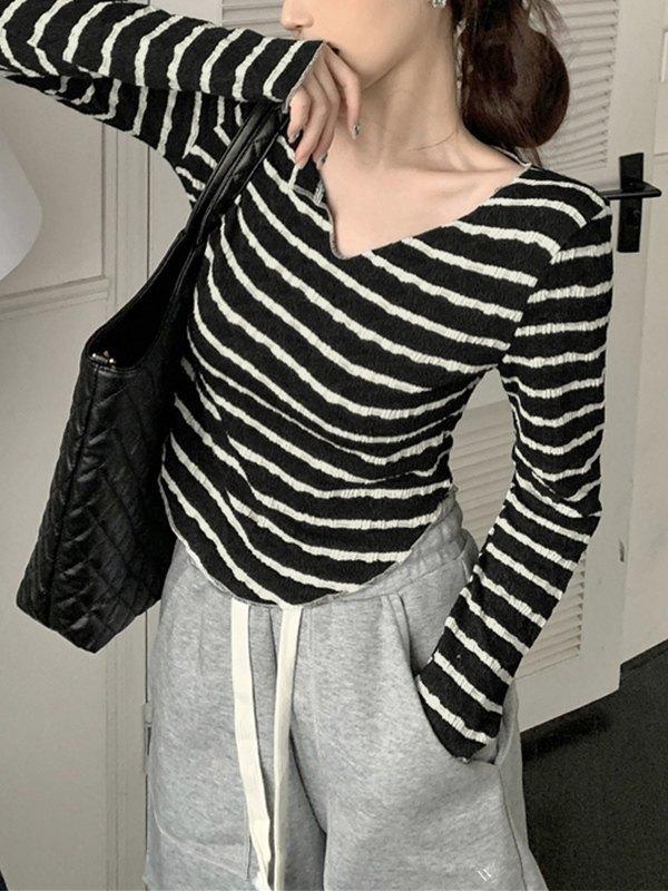 Texture Striped Knit Crop Top Product Image