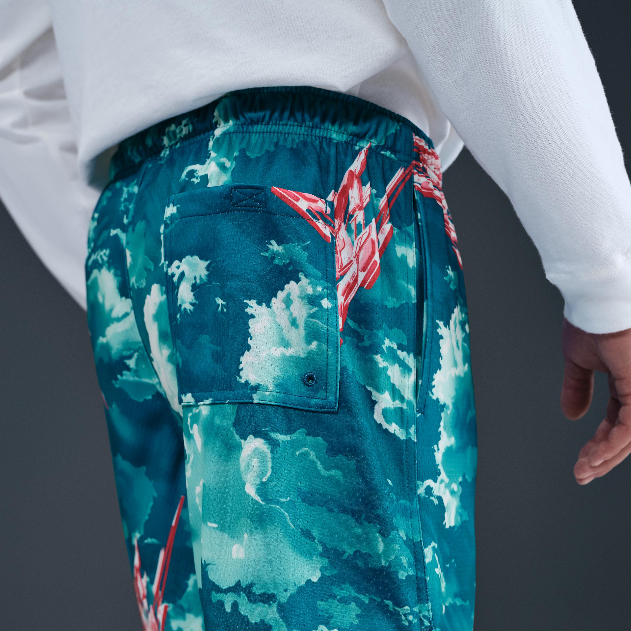 Mens Nike Sportswear Club Mesh Flow Shorts | IF5467-301 Product Image