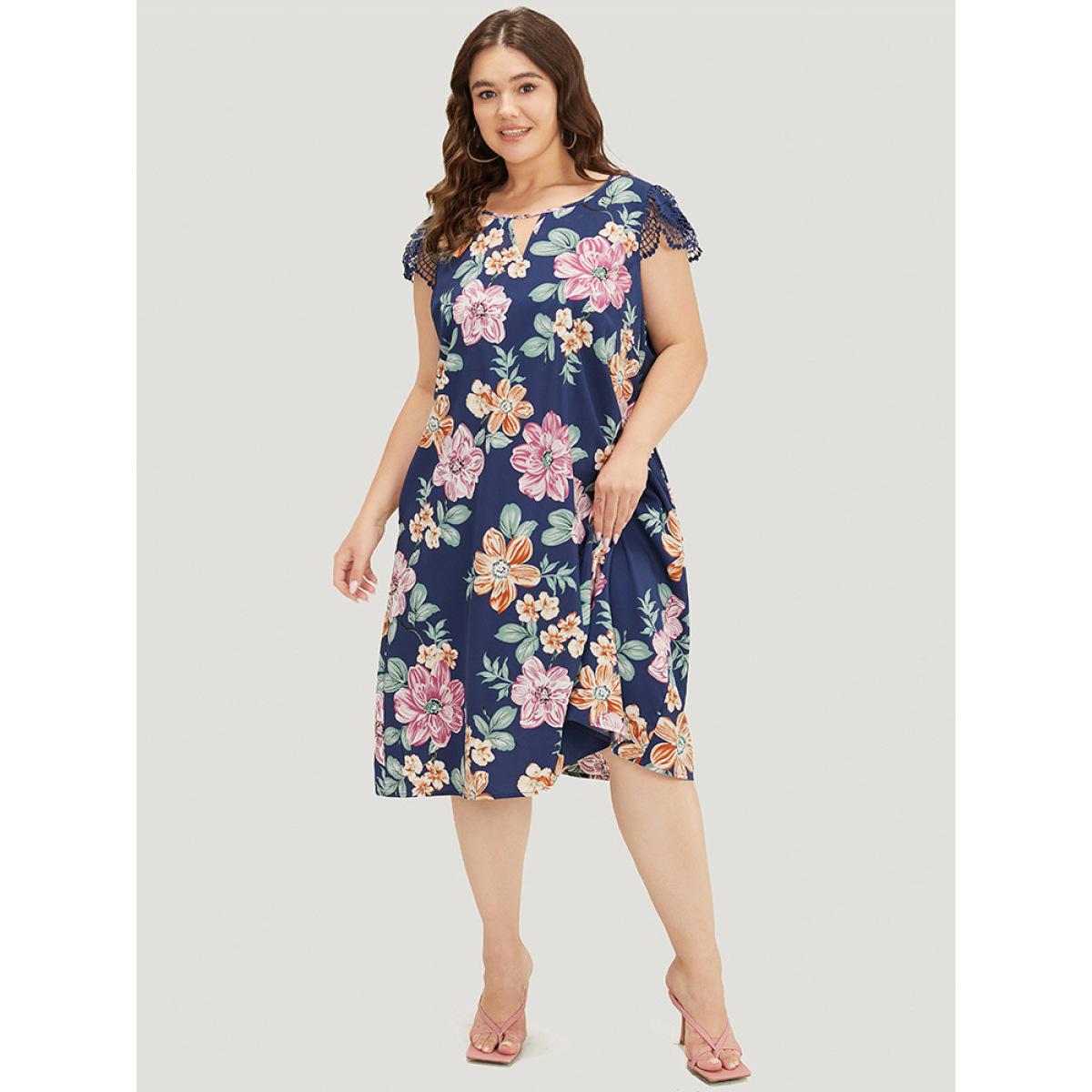 Plus Size Floral Pocket Keyhole Lace Cap Sleeve Flutter Dress DarkBlue Women Elegant Printed Keyhole Cut-Out Cap Sleeve Curvy Knee Dress BloomChic 12/L Product Image