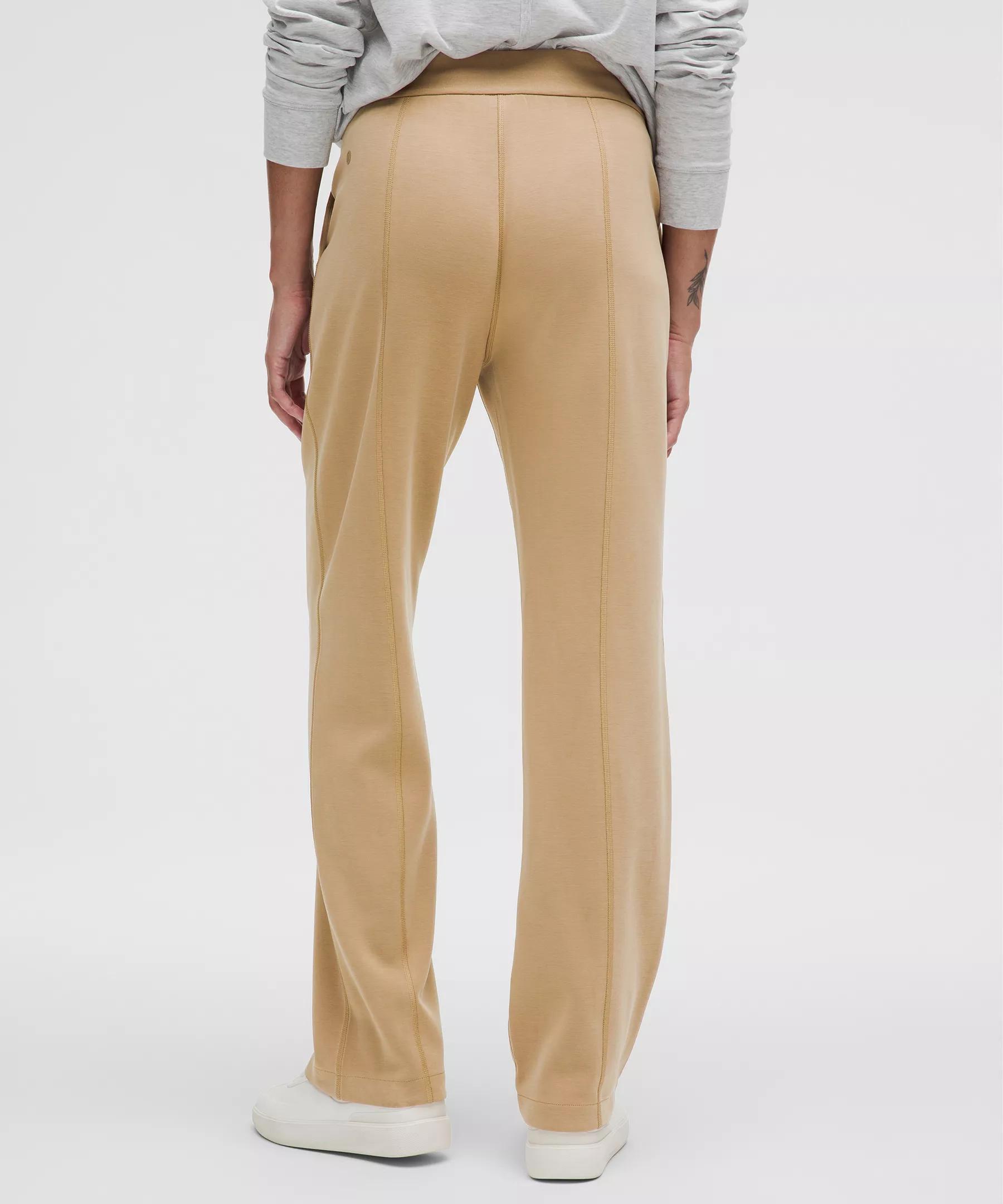 Softstreme High-Rise Straight-Leg Pant *Regular Product Image