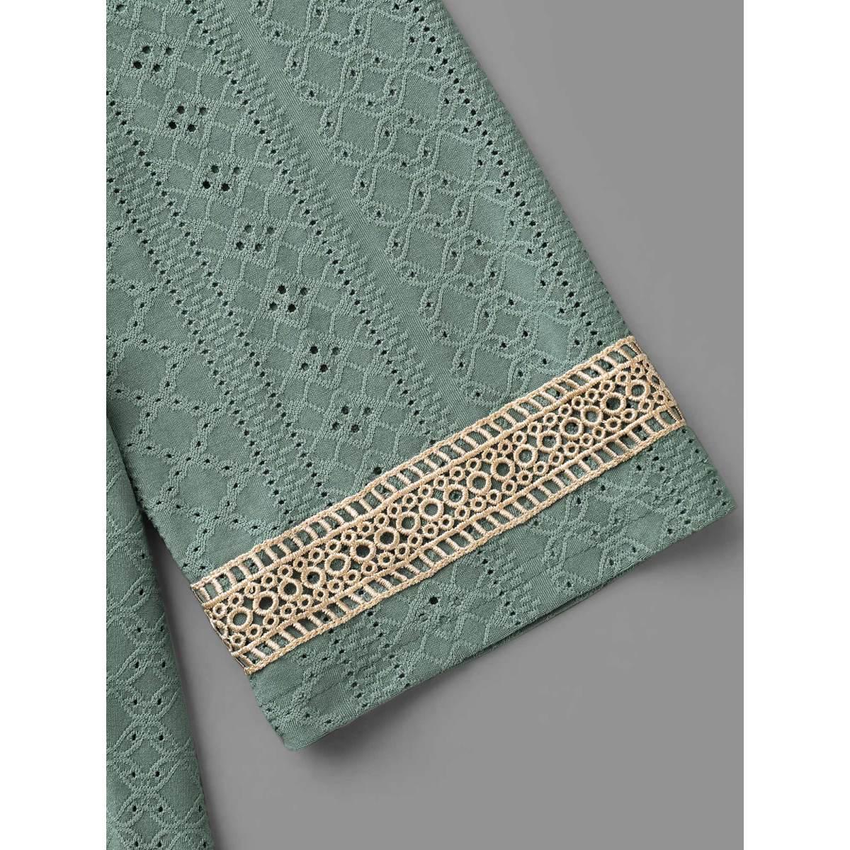 Plus Size Woven Ribbon Patchwork Contrast T-shirt Greenbean Women Casual Woven ribbon&lace trim V-neck Everyday T-shirts BloomChic 22-24/3X Product Image