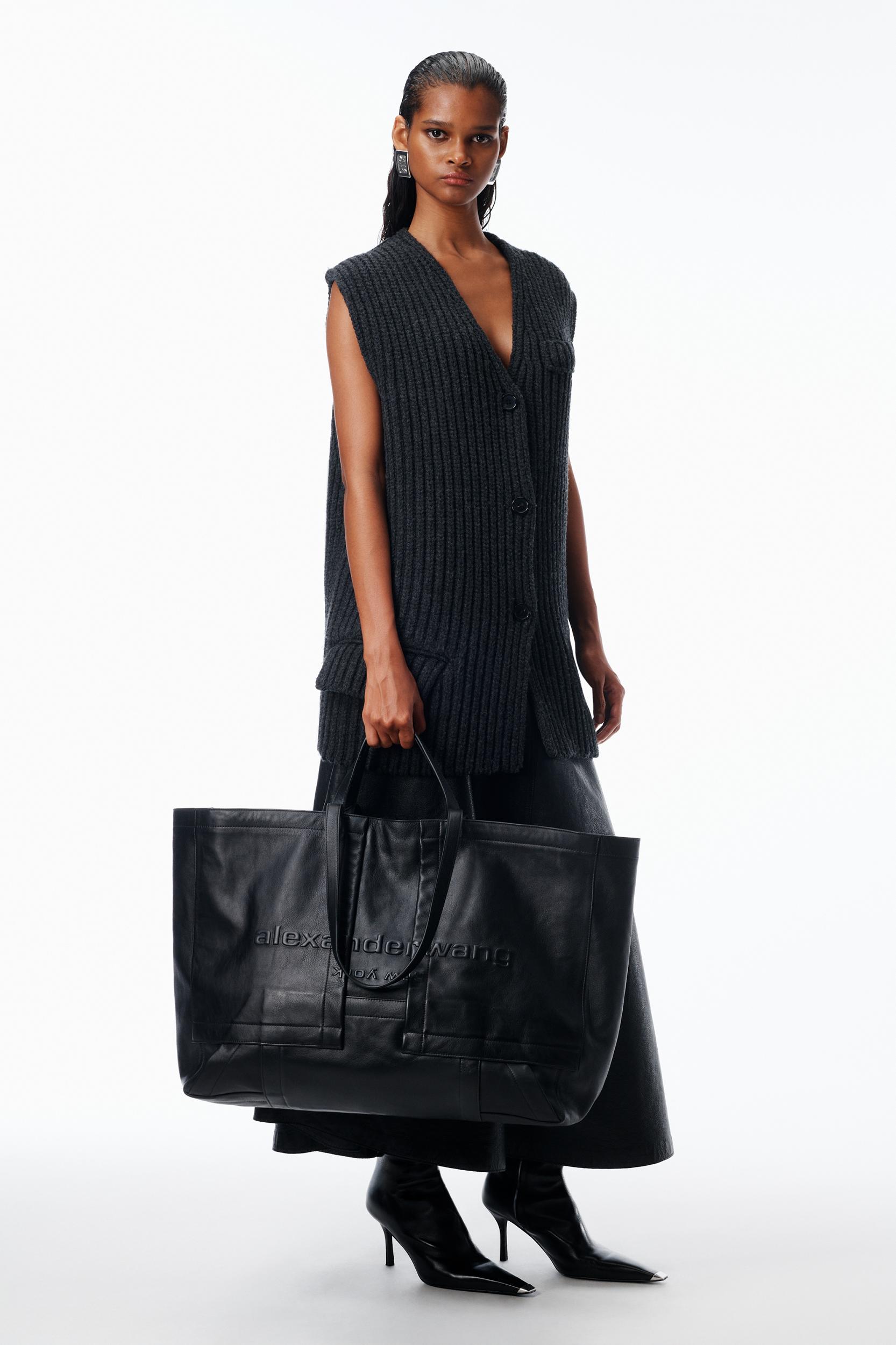 Pack Tote In Leather Xl Product Image