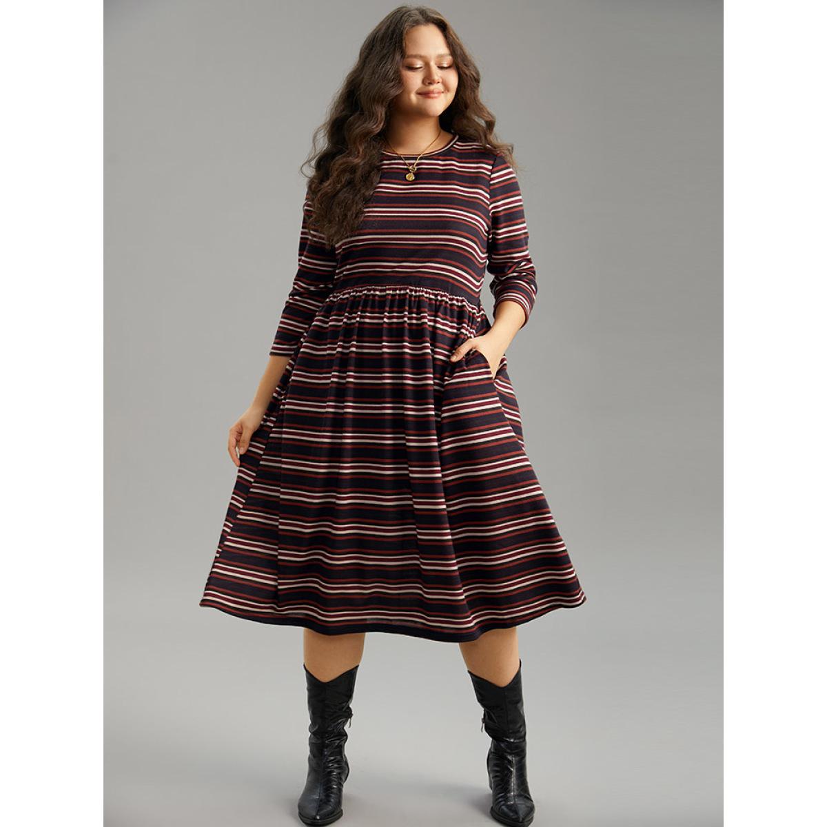 Plus Size Striped Print Round Neck Pocket Elastic Waist Dress Black Women Casual Printed Round Neck Long Sleeve Curvy Midi Dress BloomChic 18-20/2X Product Image