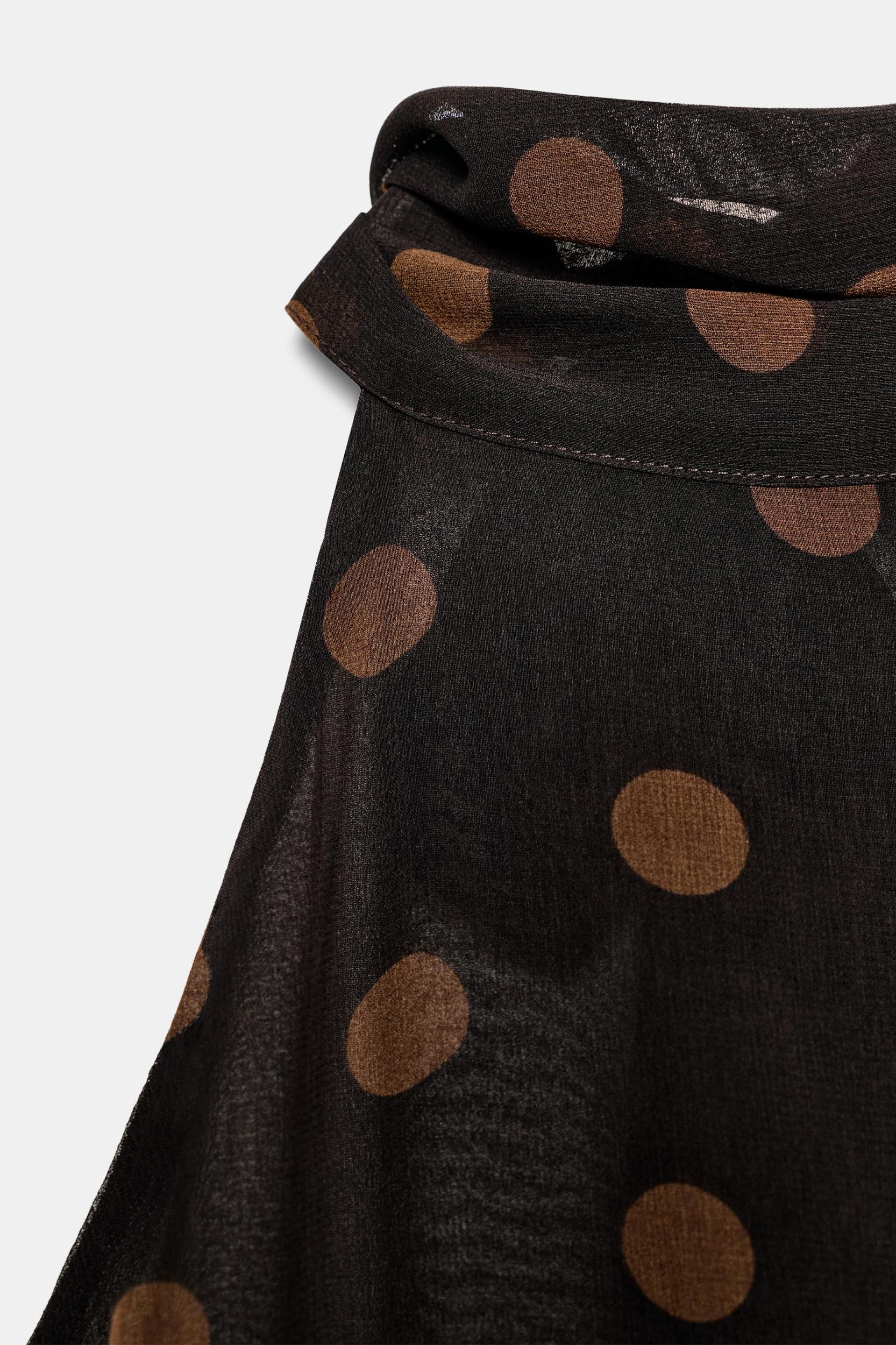 GEORGETTE HALTER TOP WITH DOTS Product Image