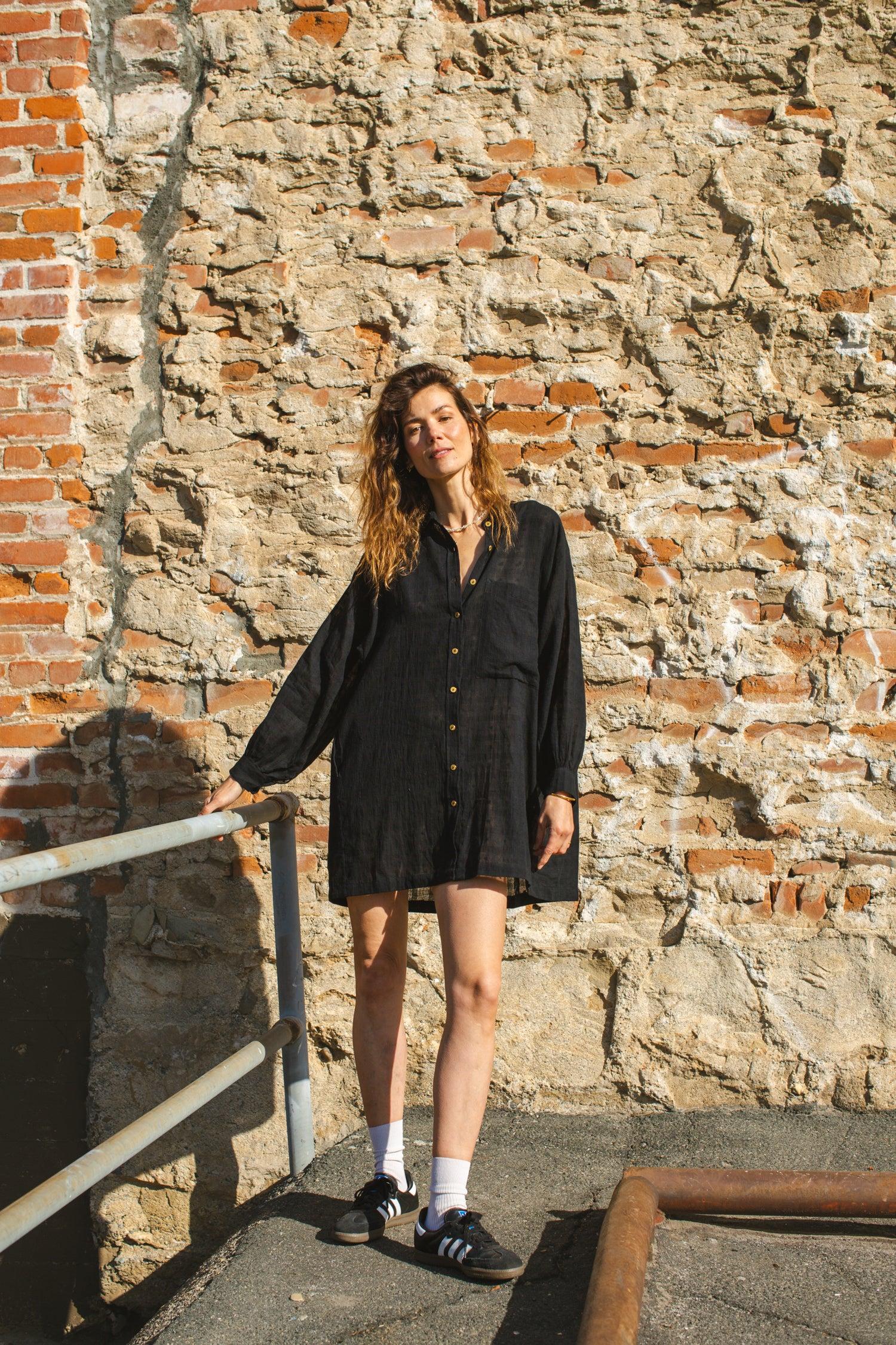 The Classic Artist Smock Product Image