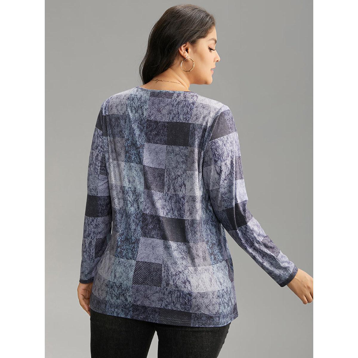 Plus Size Colorblock Contrast Plaid Round Neck T-shirt Aegean Women Casual Contrast Plaid Round Neck Dailywear T-shirts BloomChic 22-24/3X Product Image