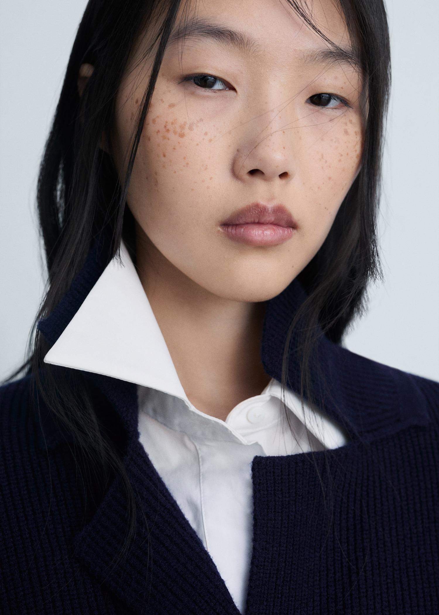 Double-breasted knitted jacket - Women | MANGO USA Product Image