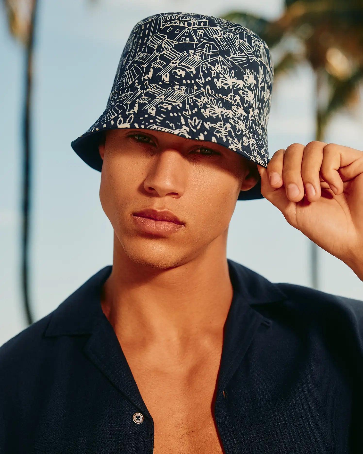 MENS NAXOS REVERSIBLE BUCKET HAT - MO1500006 Male Product Image