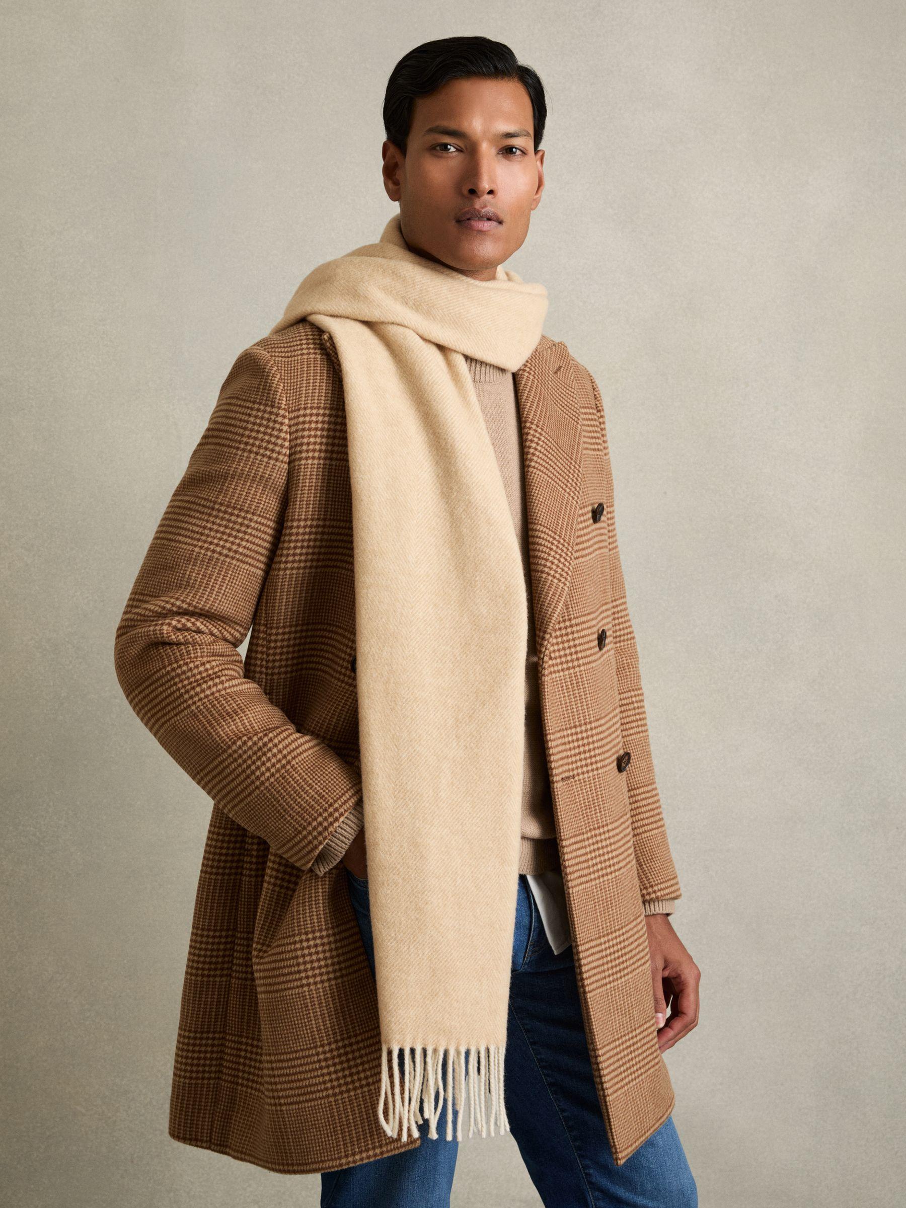 Wool-Blend Herringbone Scarf in Oatmeal/White Product Image