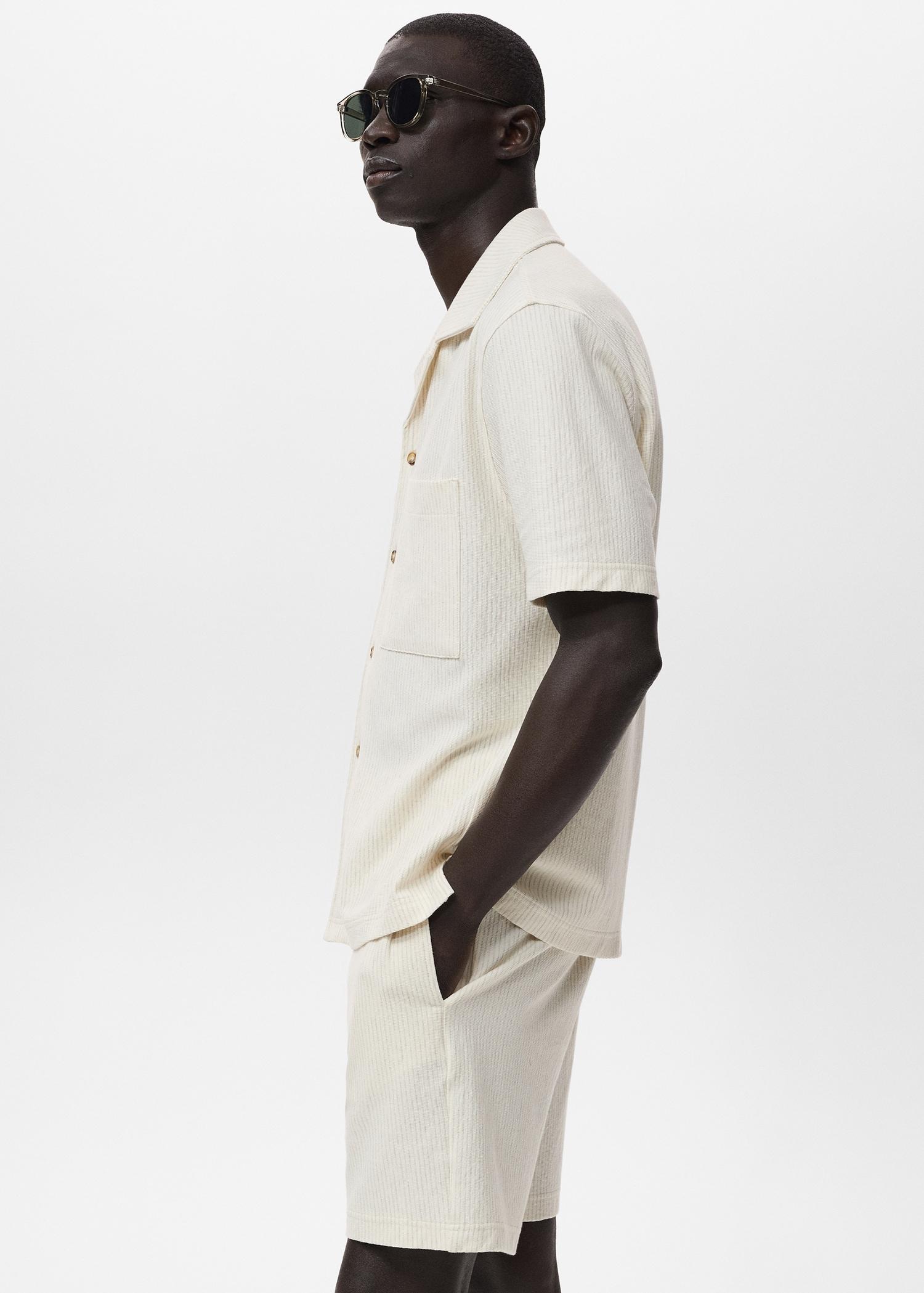 Striped cotton Bermuda shorts - Men | MANGO USA Product Image