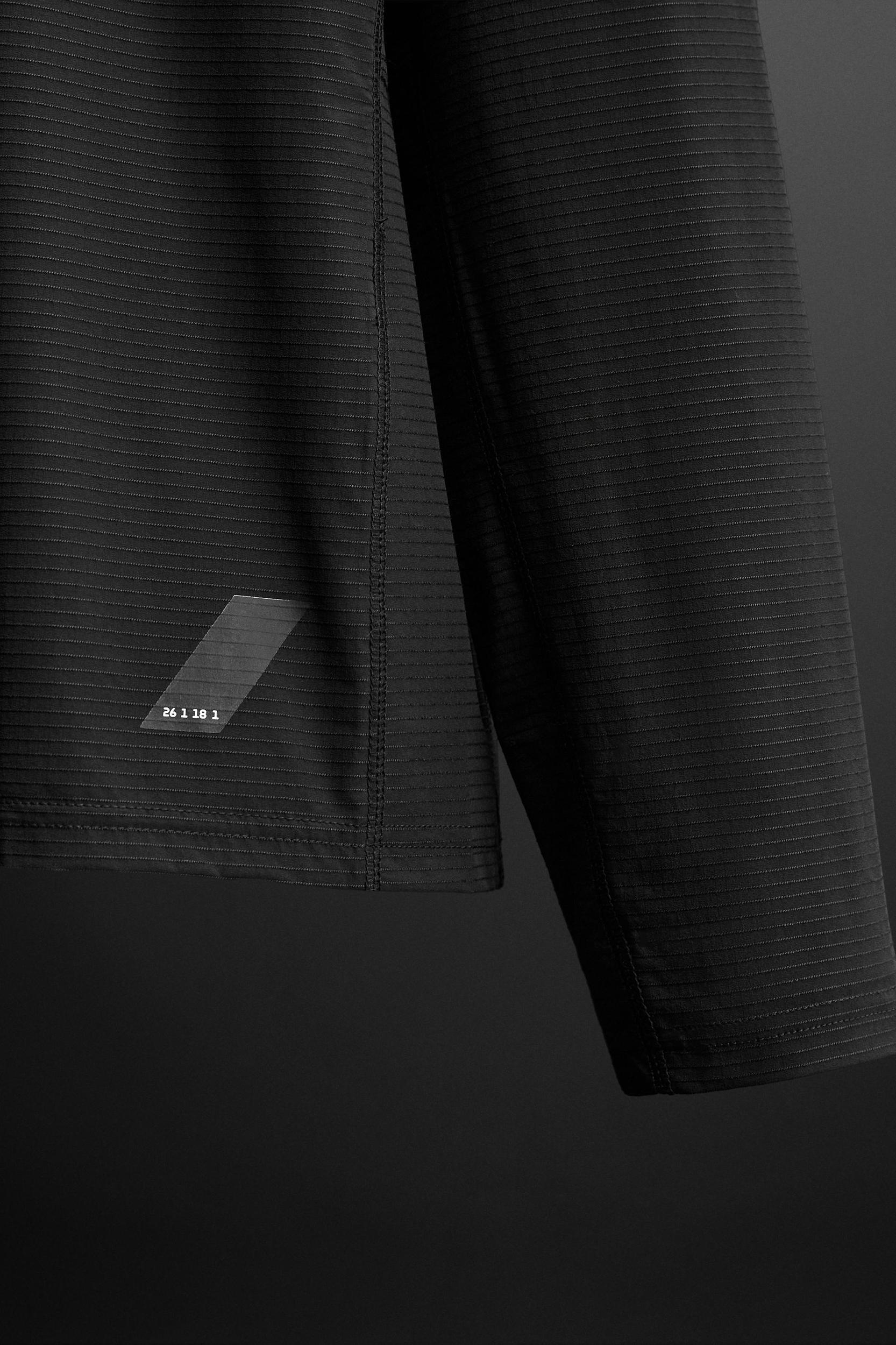 RACE PRINT T-SHIRT Product Image