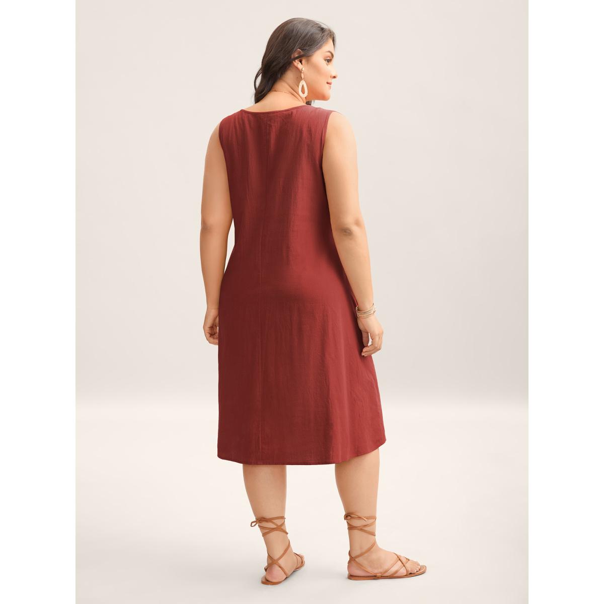 Plus Size Cotton Toothpick Pleat Plain Midi Dress Aegean Women Resort Notched collar Sleeveless Curvy BloomChic 22-24/3X Product Image