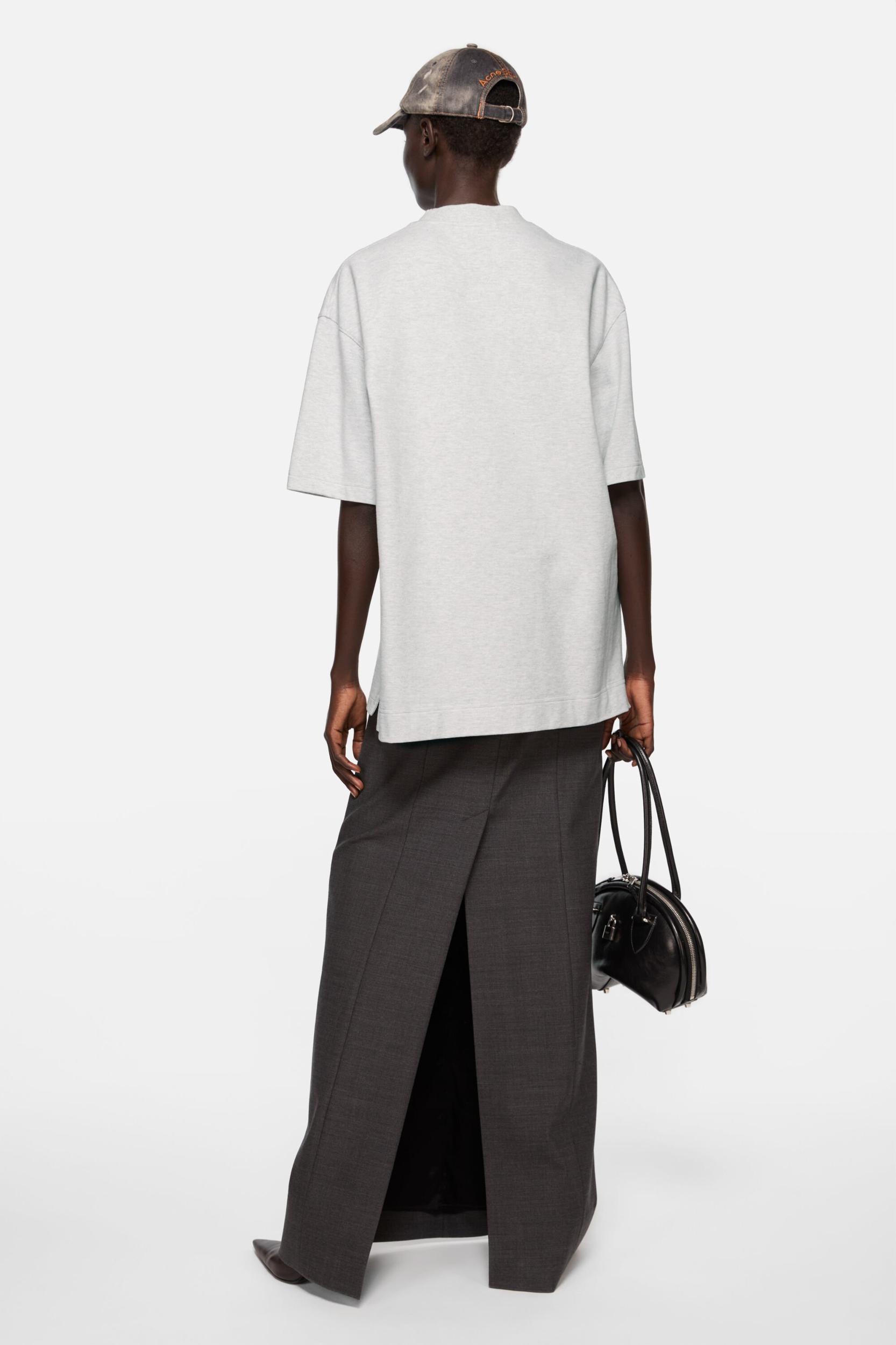 Logo t-shirt - Relaxed fit Product Image