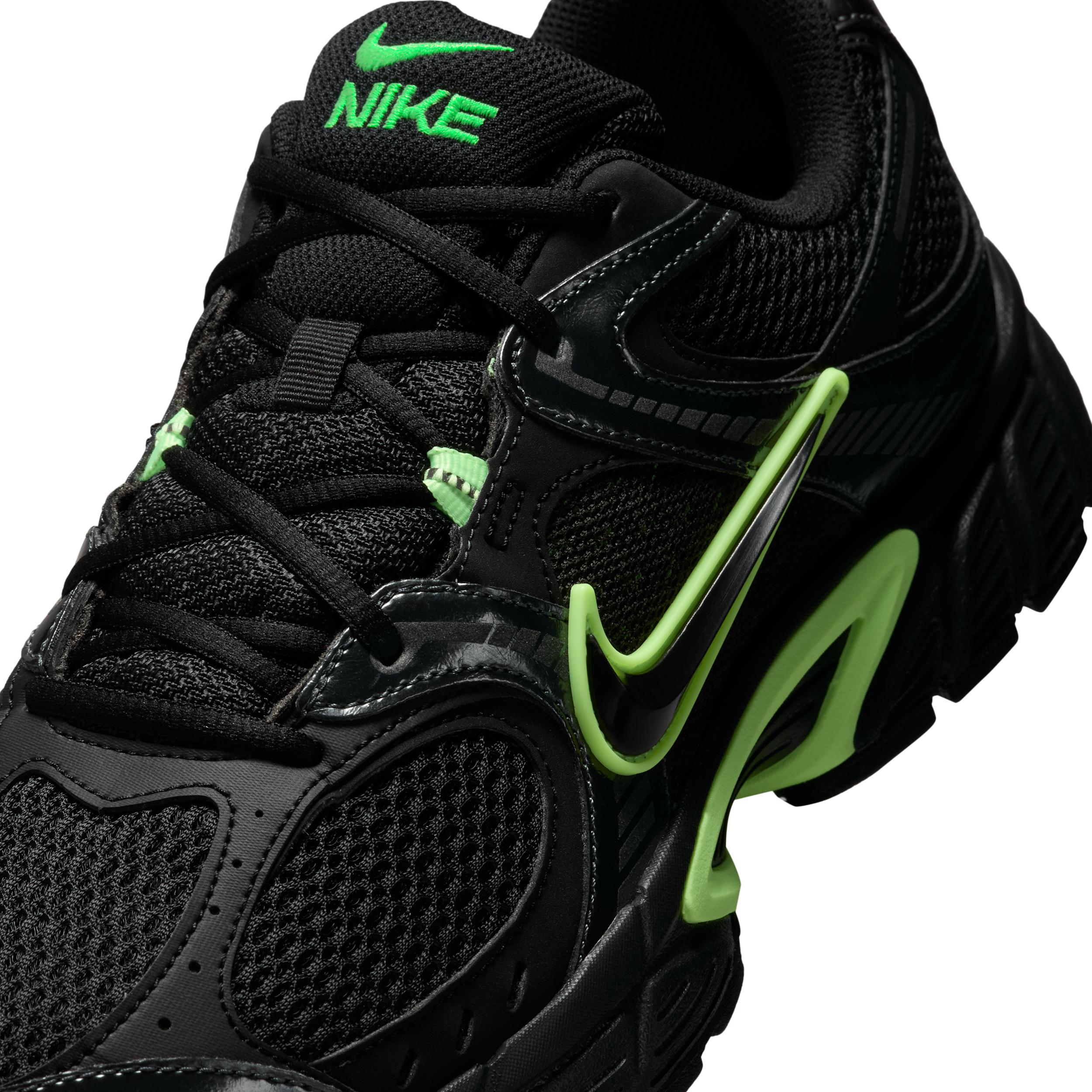 Nike Men's V5 RNR Shoes Product Image