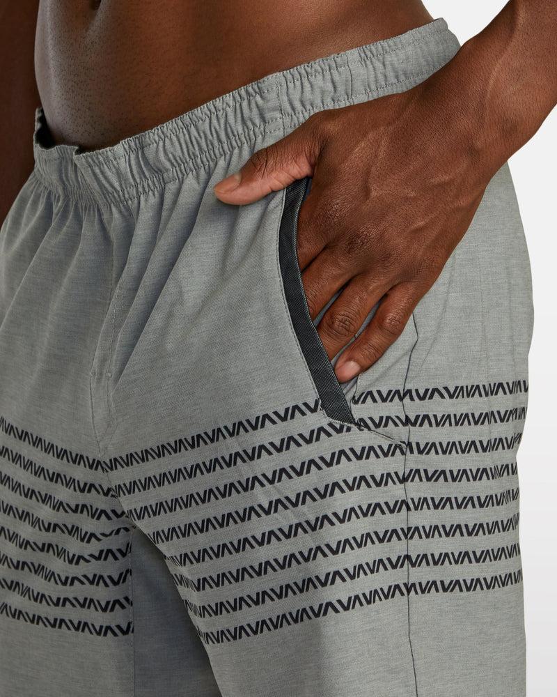 Yogger Stretch 17" Short Product Image