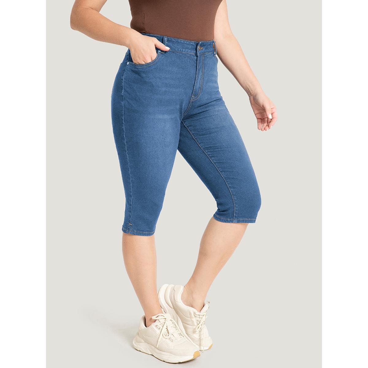 Plus Size Skinny Very Stretchy Dark Wash Split Knee Denim Shorts Women Blue High stretch Dailywear Side seam pocket Casual Denim Shorts BloomChic 10/M Product Image