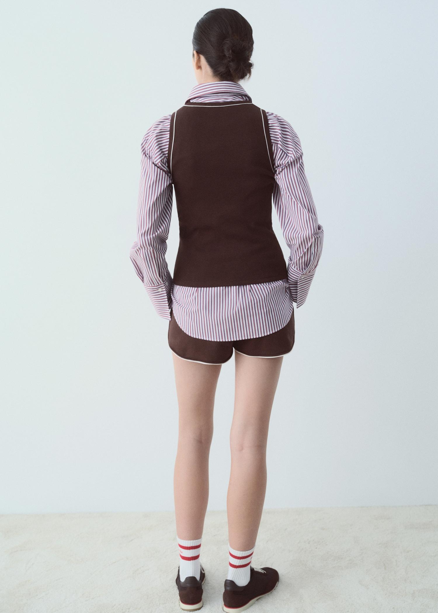 Cotton top with printed message - Women | MANGO USA Product Image