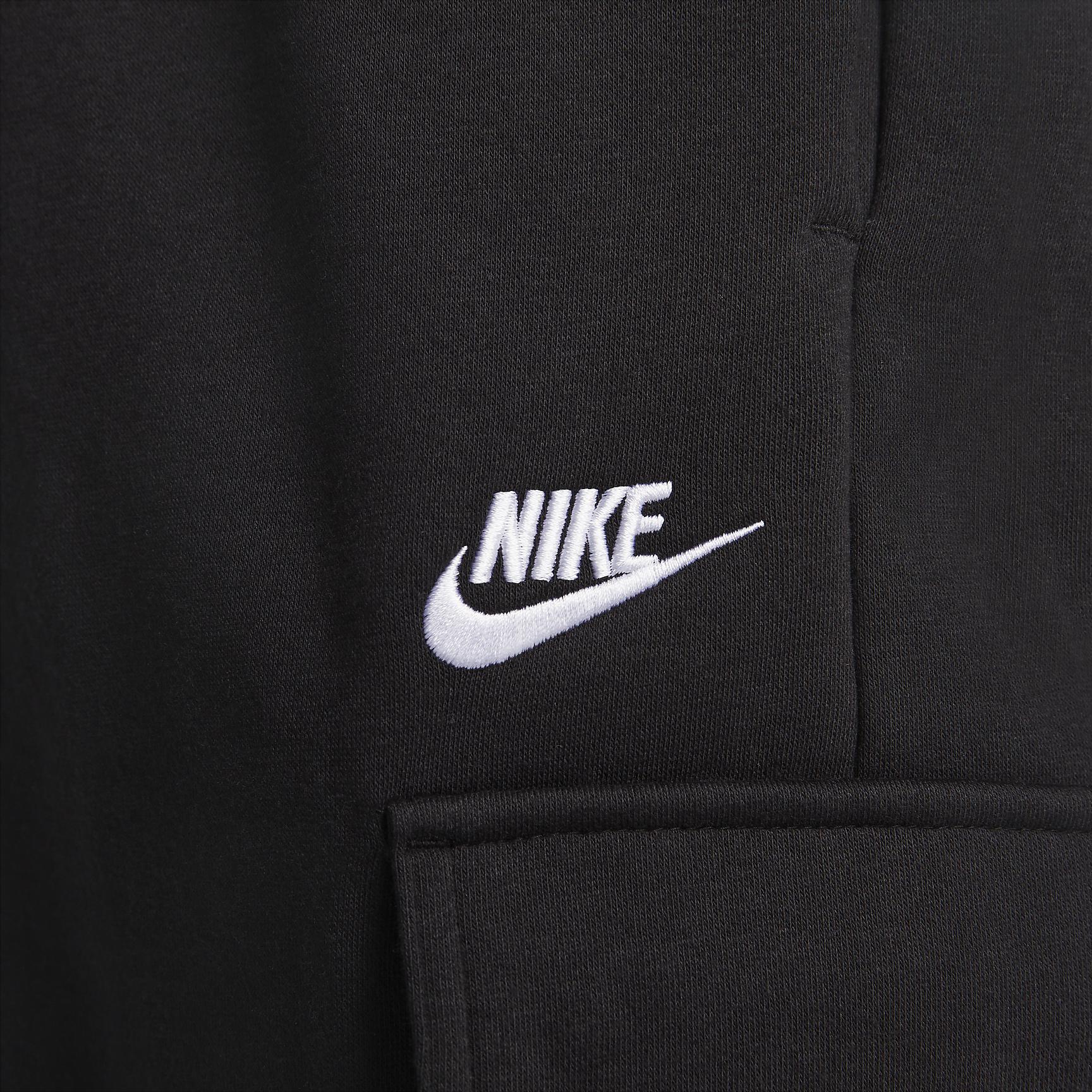 Womens Nike Sportswear Club Fleece Mid-Rise Oversized Cargo Sweatpants | DQ5196-010 Product Image