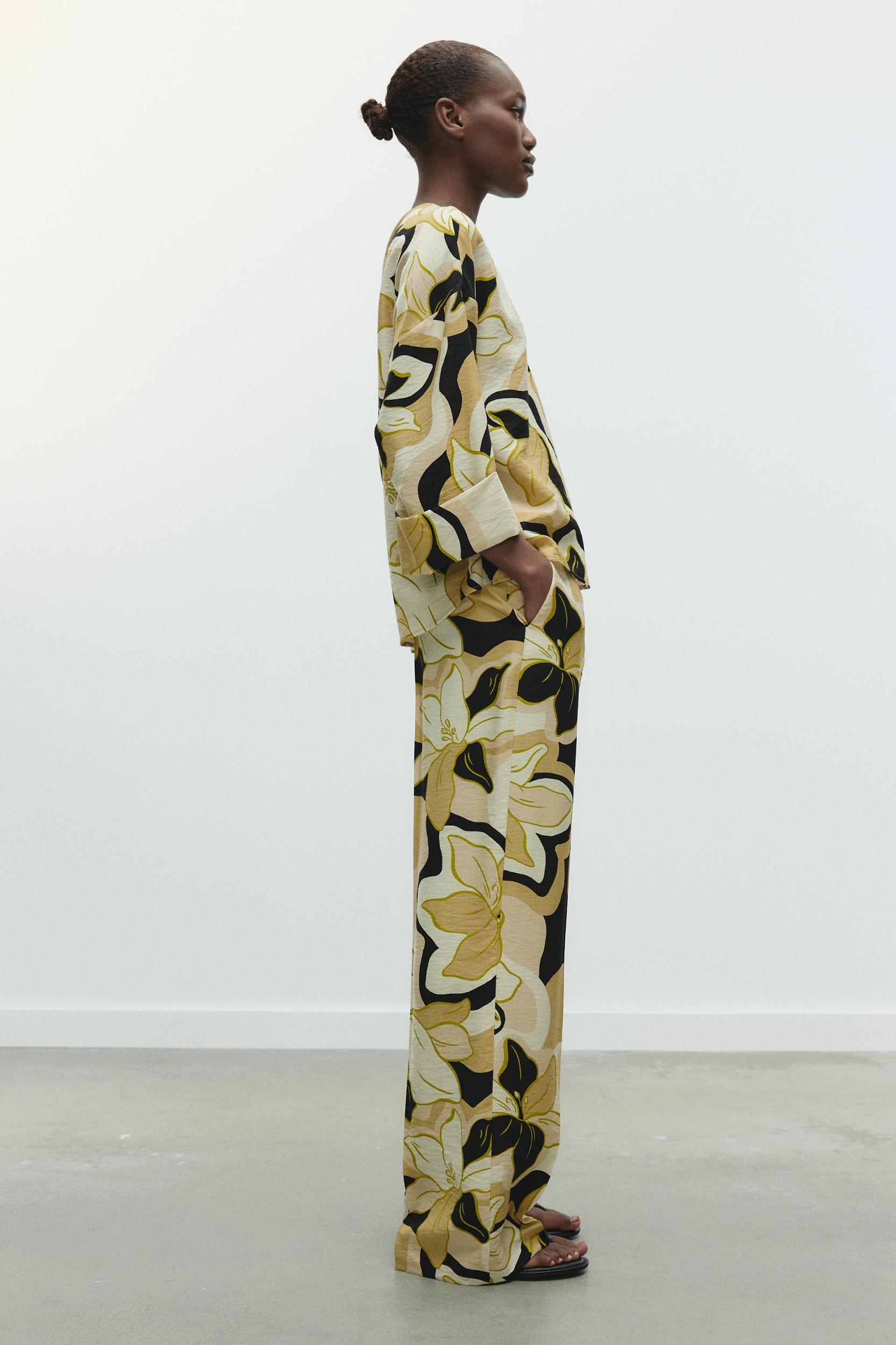 PRINTED WIDE-LEG PANTS Product Image
