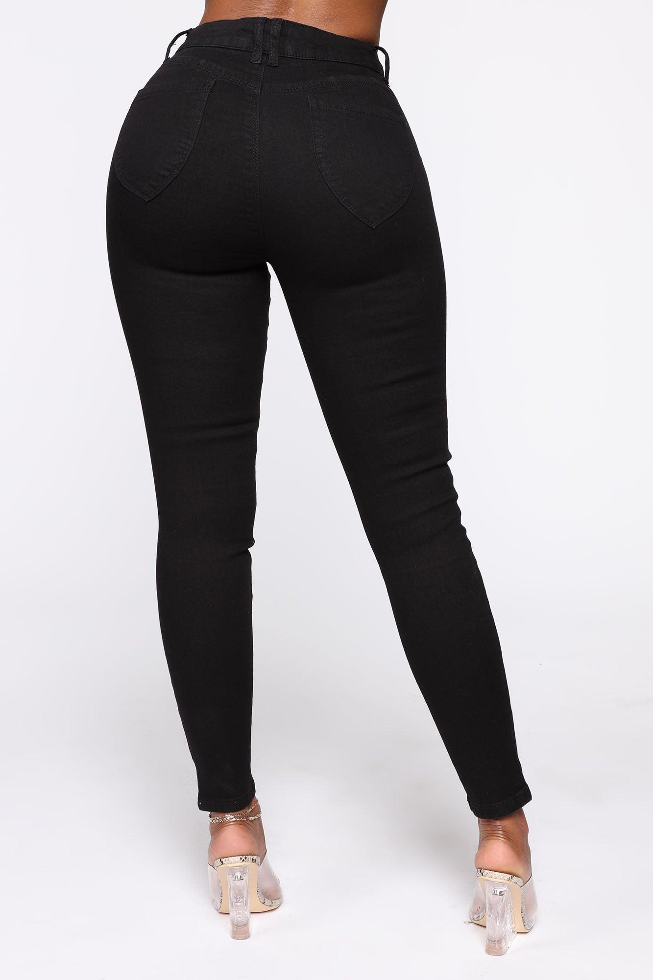 Can't Believe It! Booty Shaping Skinny Jeans - Black Product Image