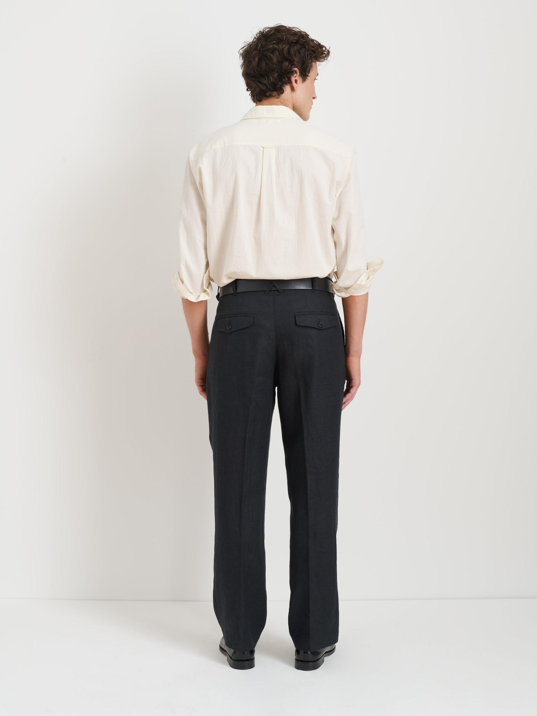 Double Pleated Trouser In Linen Product Image