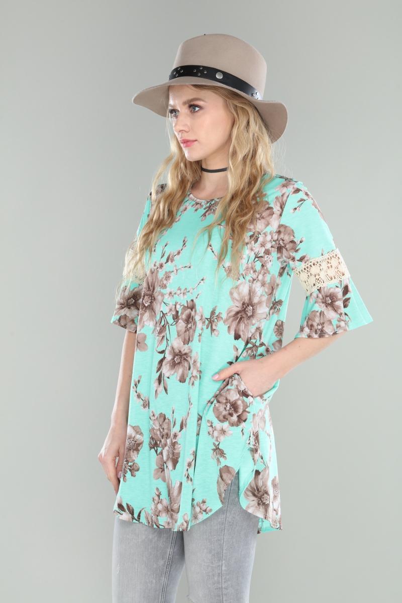 Floral bell sleeve tunic with croche Product Image