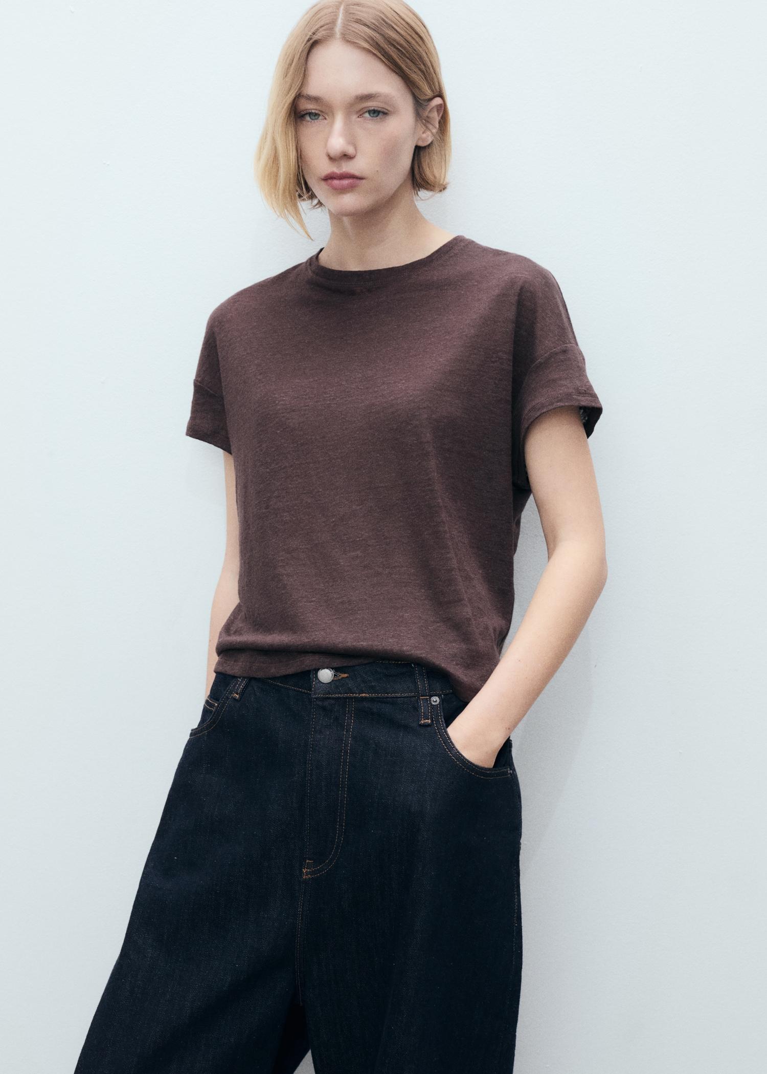 Short-sleeved linen t-shirt - Women | MANGO USA Product Image
