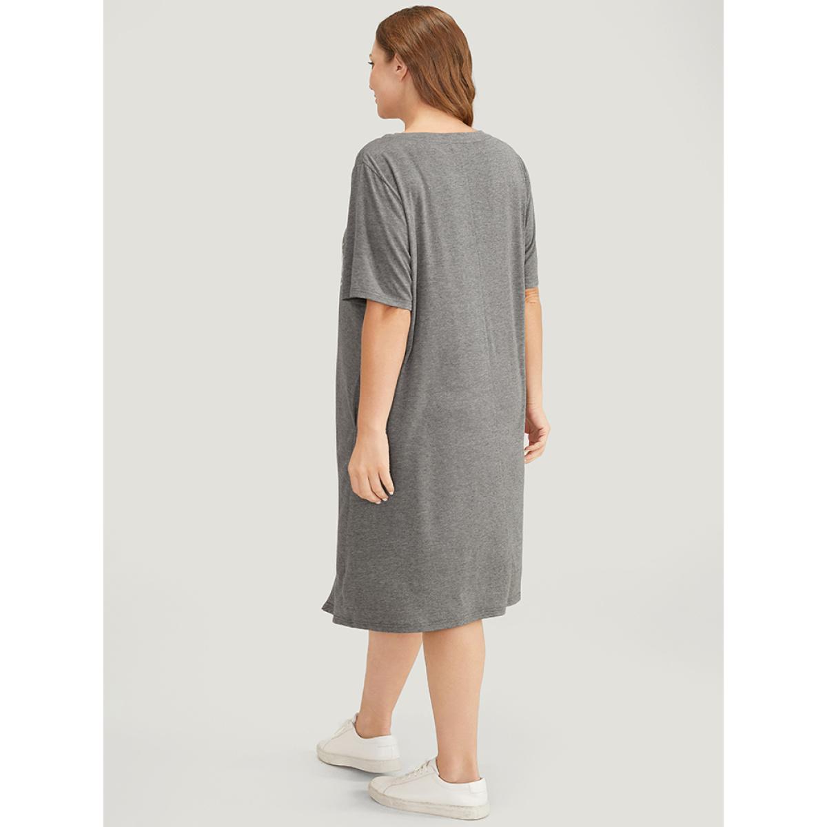 Plus Size Moon & Star Print Pocket Graphic Tee Dress Gray Women Casual Printed Curvy Midi Dress BloomChic 22-24/3X Product Image