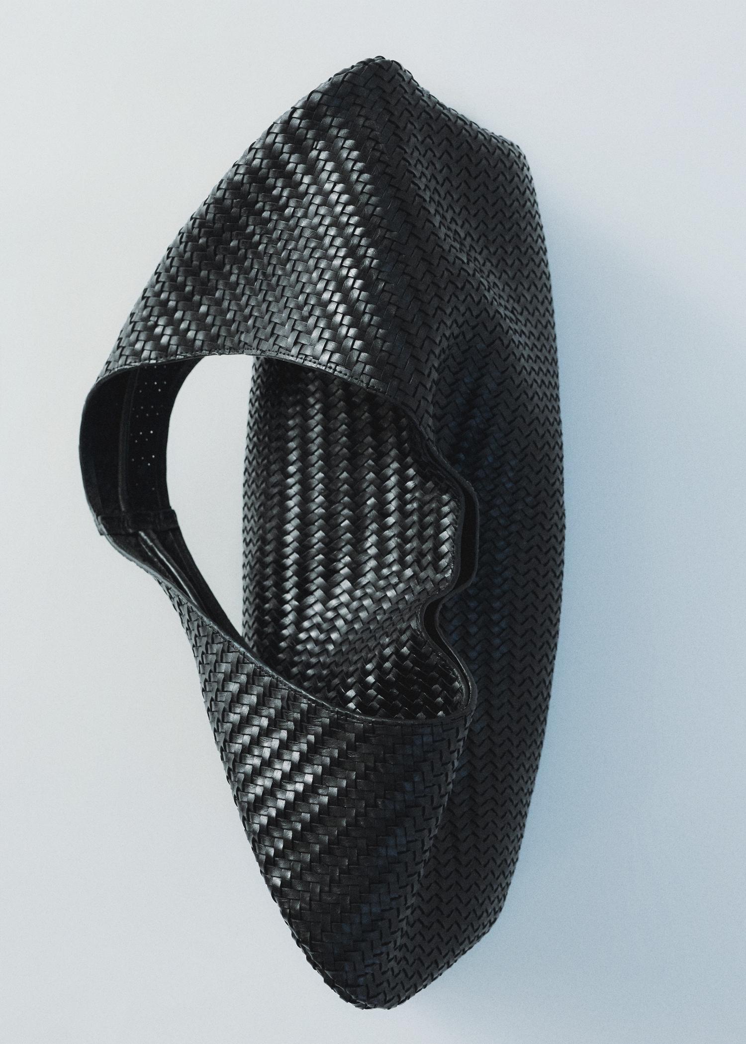 Large braided leather shoulder bag - Women | MANGO USA Product Image