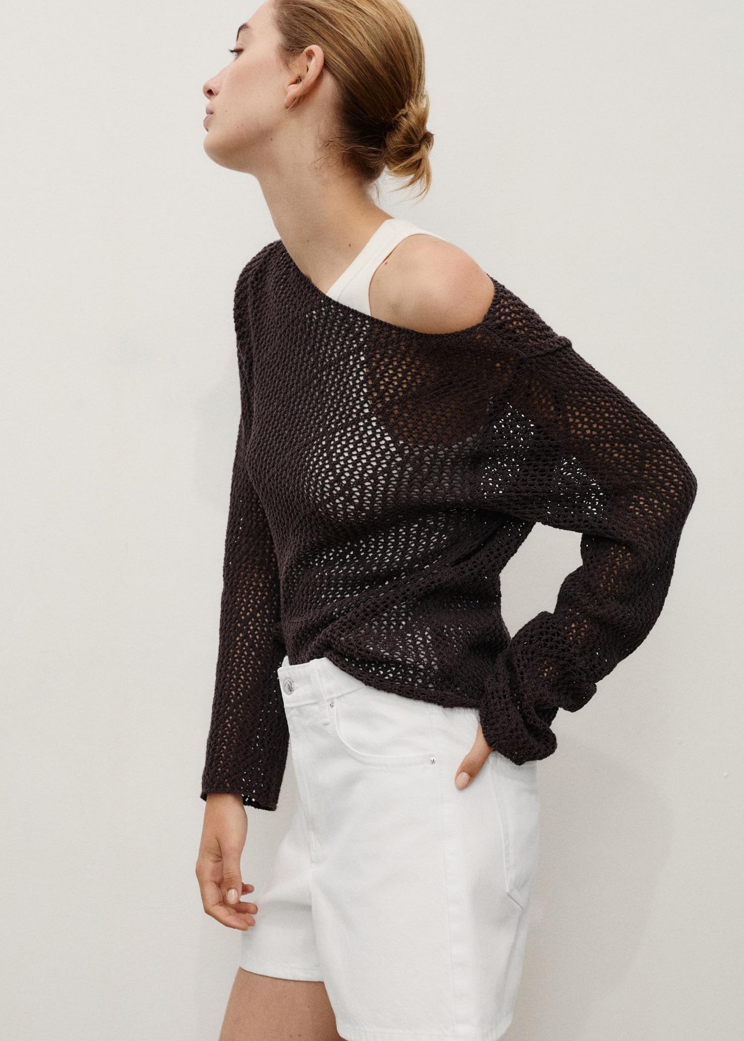 High-rise denim shorts - Women | MANGO USA Product Image