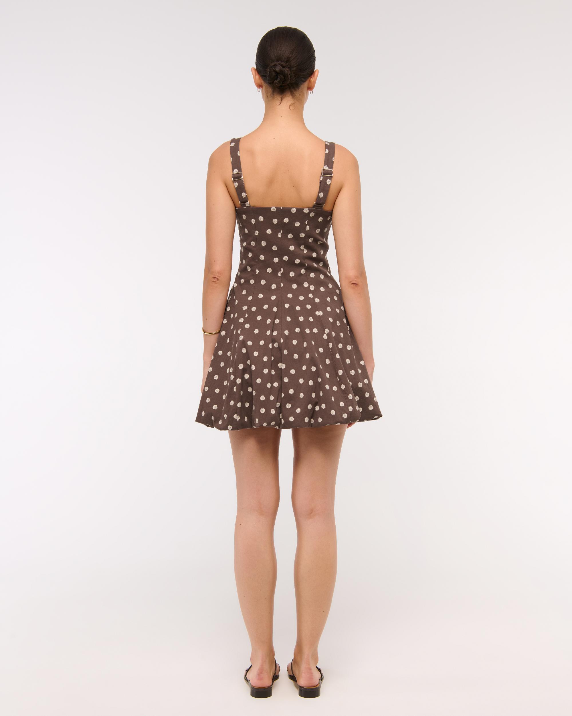 The A&F Mila Bubble Hem Mini Skort Product Image