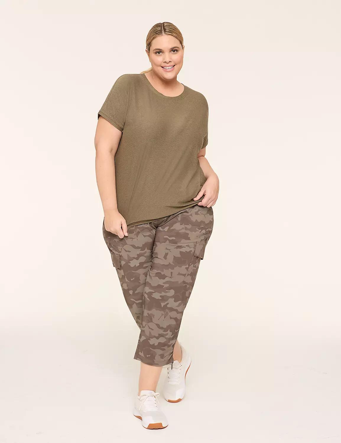 LIVI Soft Crew-Neck Banded-Bottom Tee Product Image