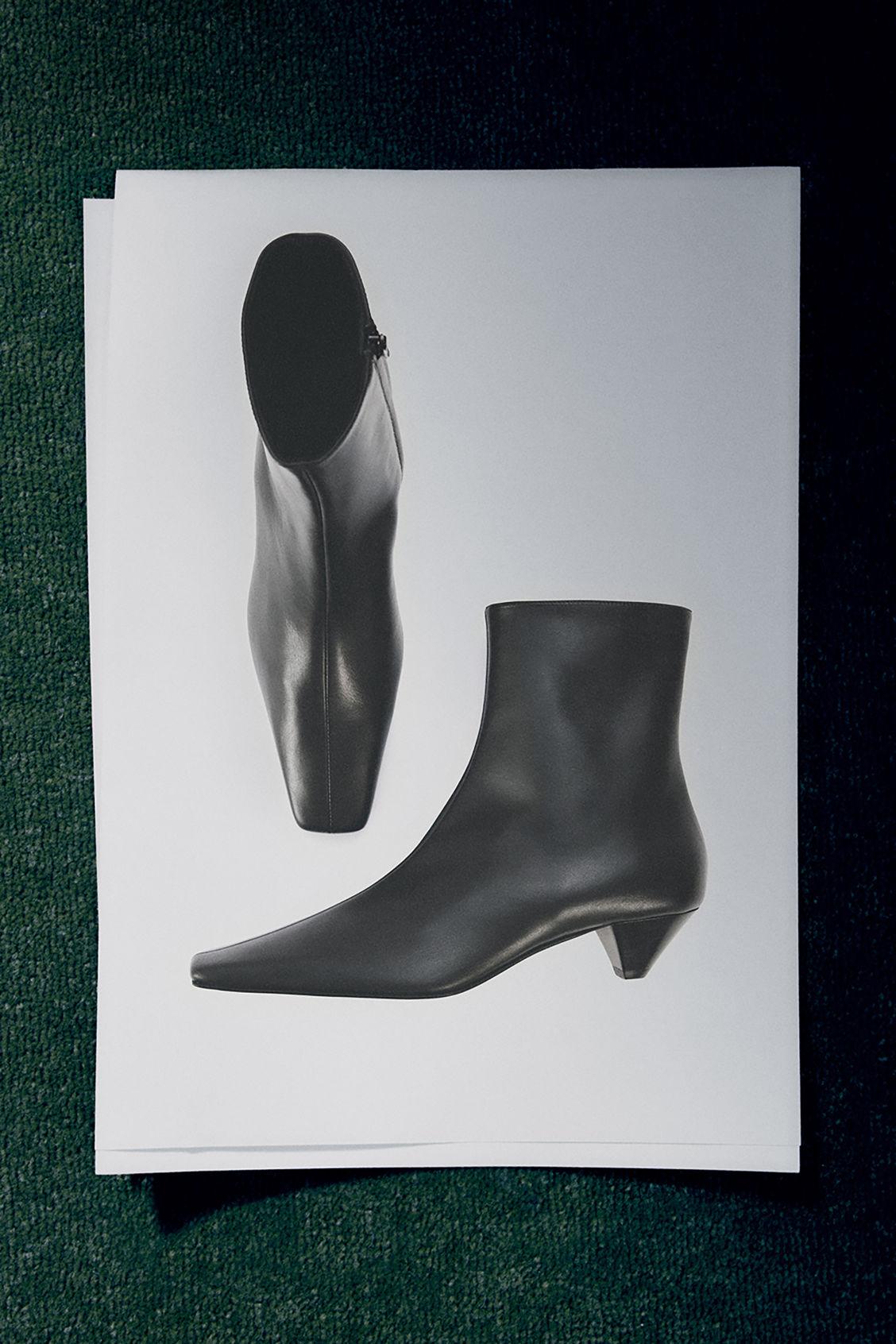 SQUARE-TOE LEATHER ANKLE BOOTS Product Image