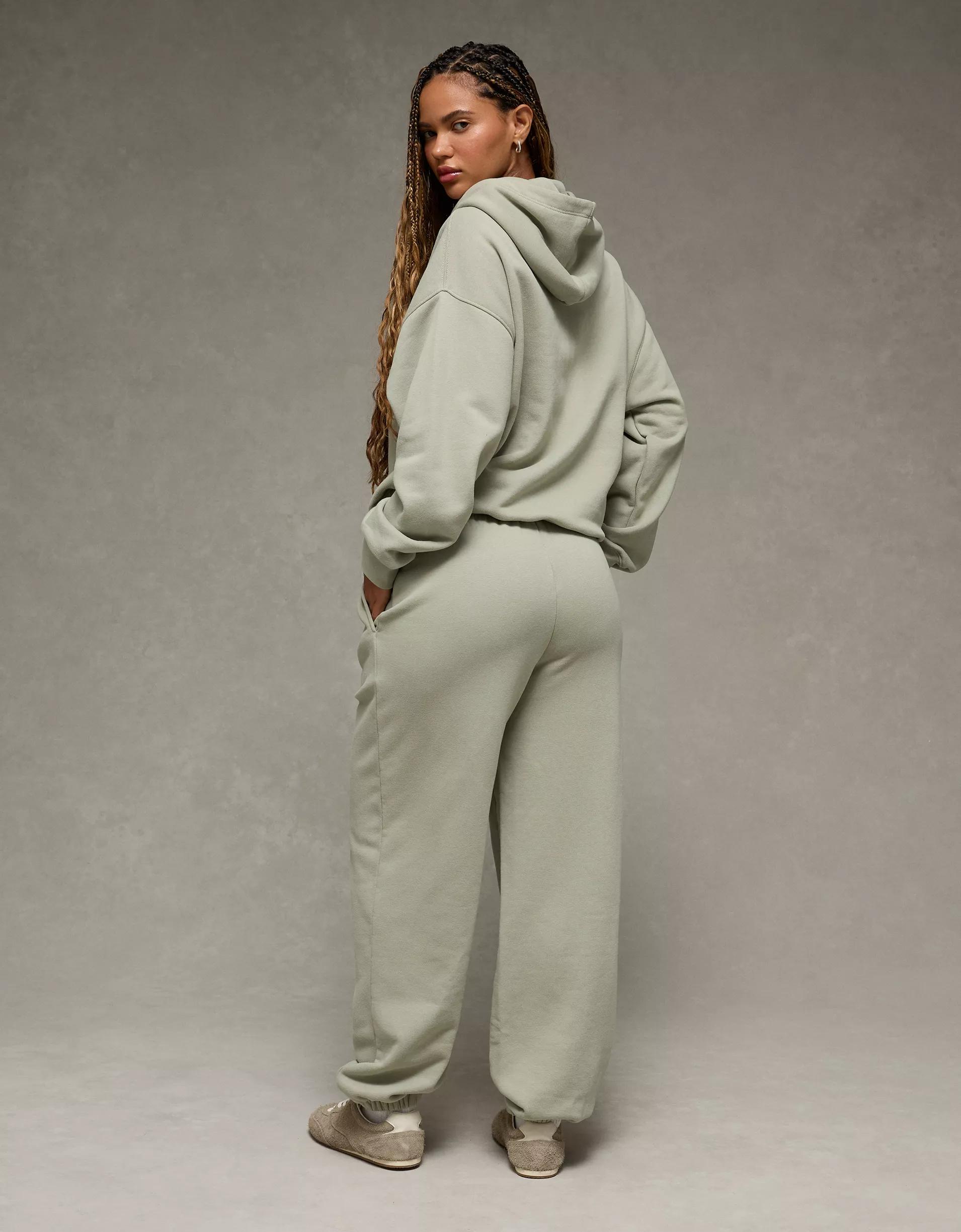 AE Everyday Luxe Jogger Product Image