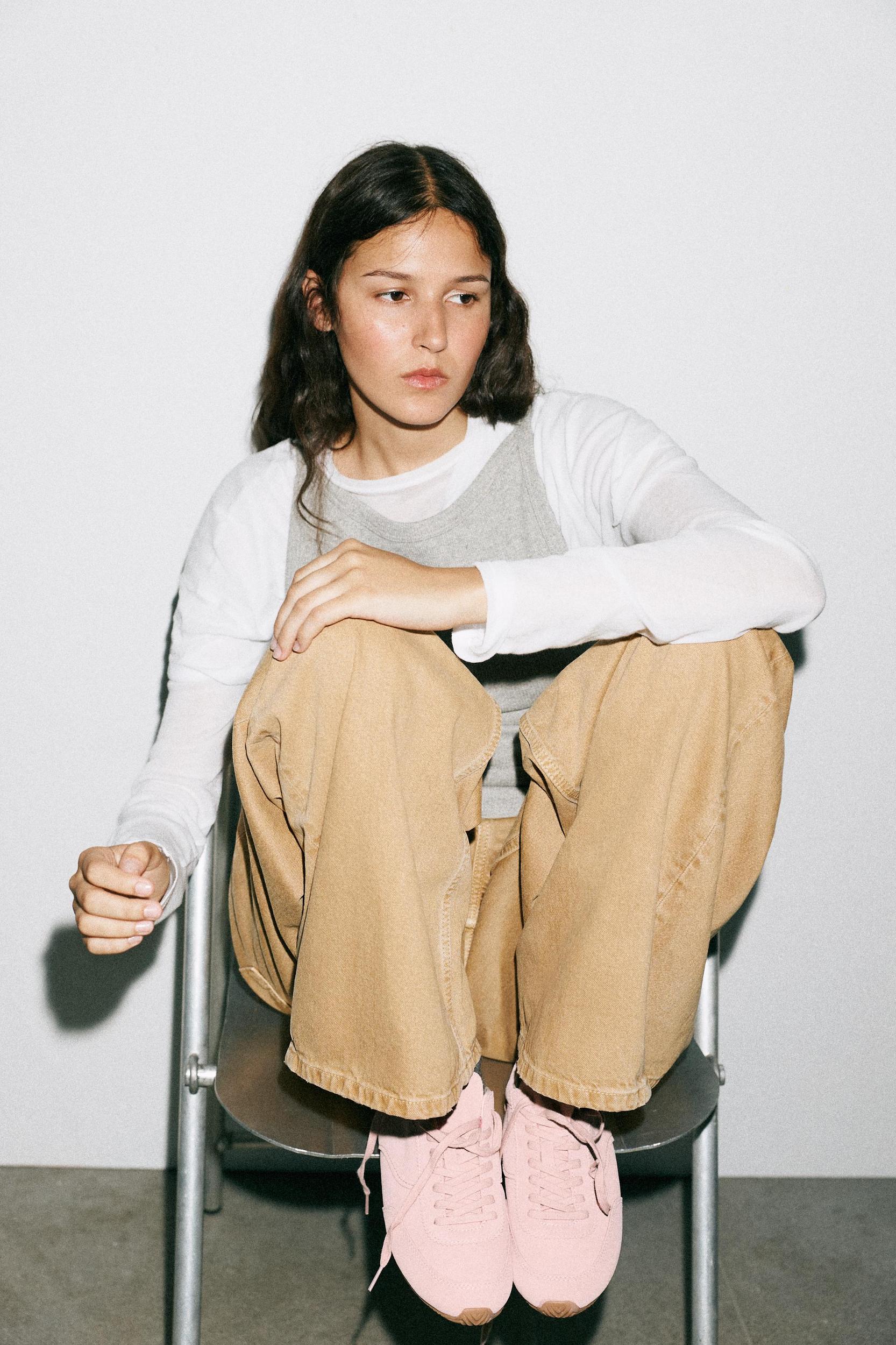 CONTRAST LEATHER SNEAKERS Product Image