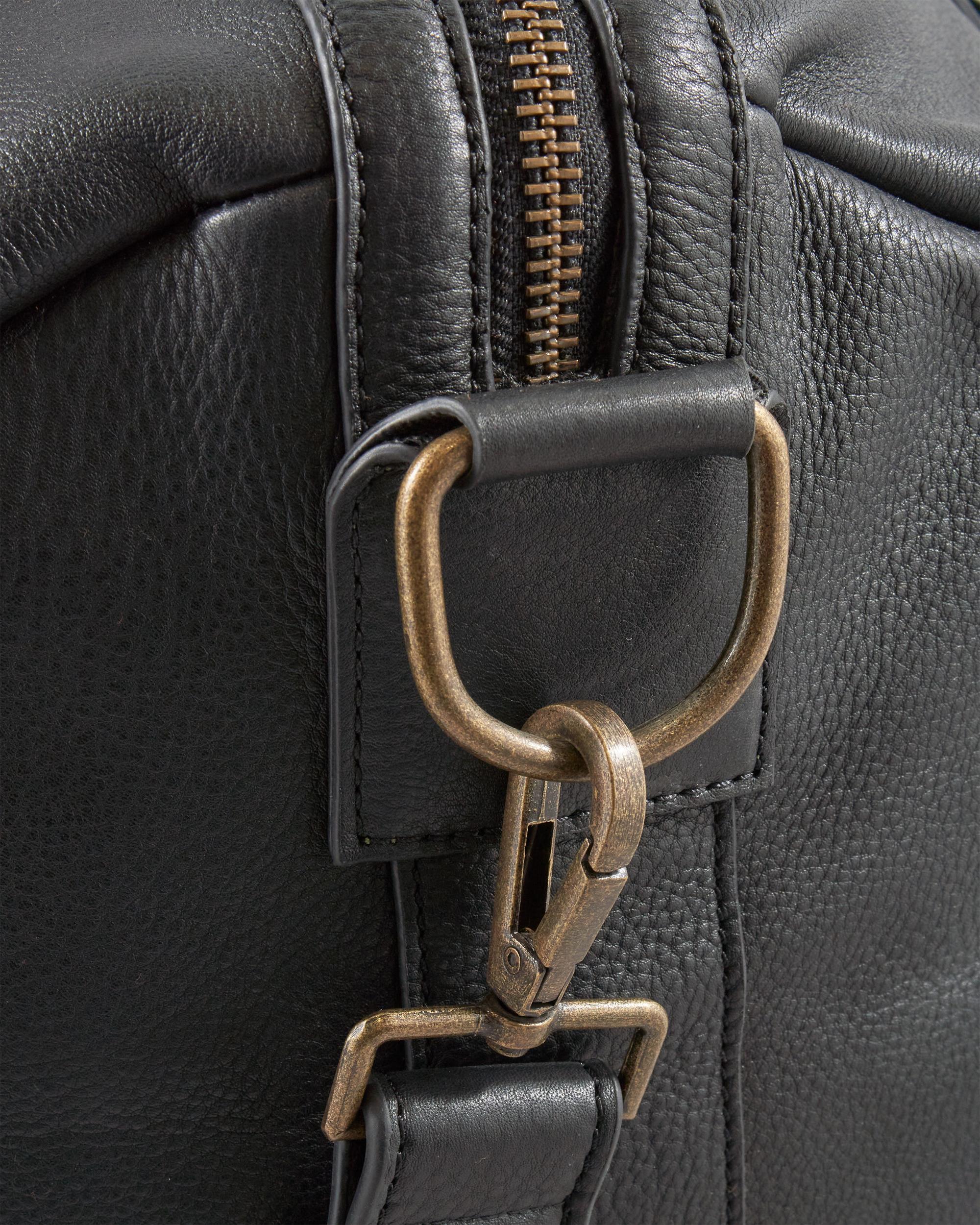Quince | Men's Nappa Leather Duffle Bag in Black Product Image