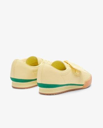 Men’s Aura Runway Sneakers Product Image