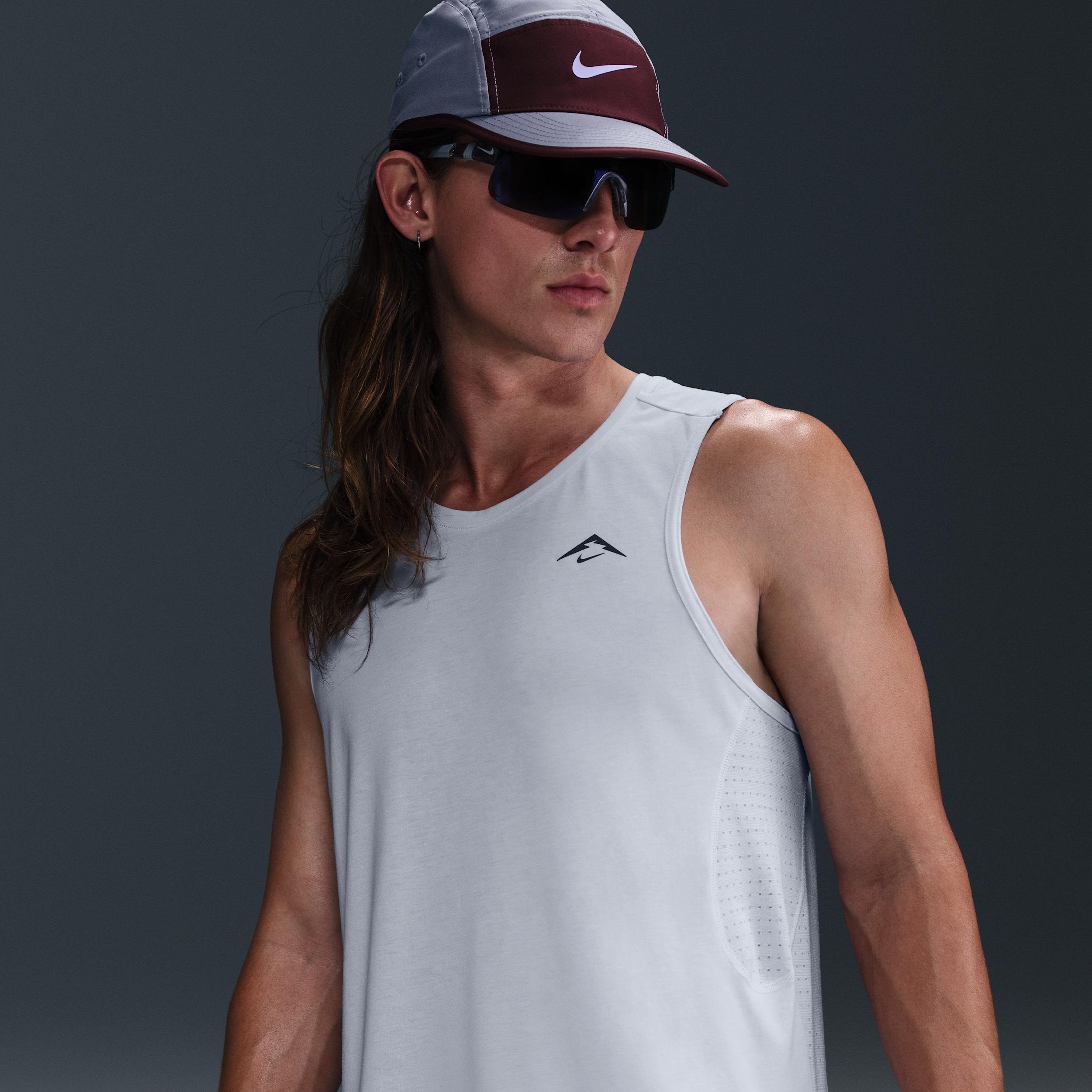 Nike Mens Solar Chase Dri-FIT ADV Running Tank Top | HJ4168-085 Product Image