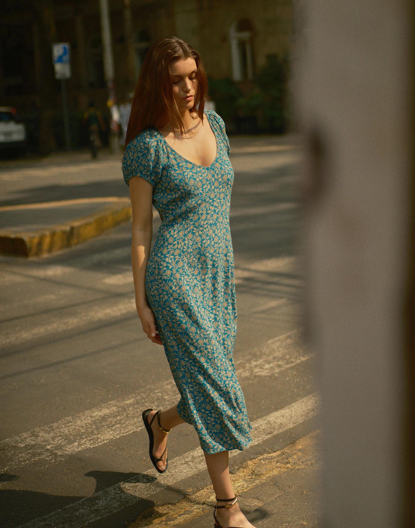 Cap-Sleeve Midi Dress in Floral Product Image
