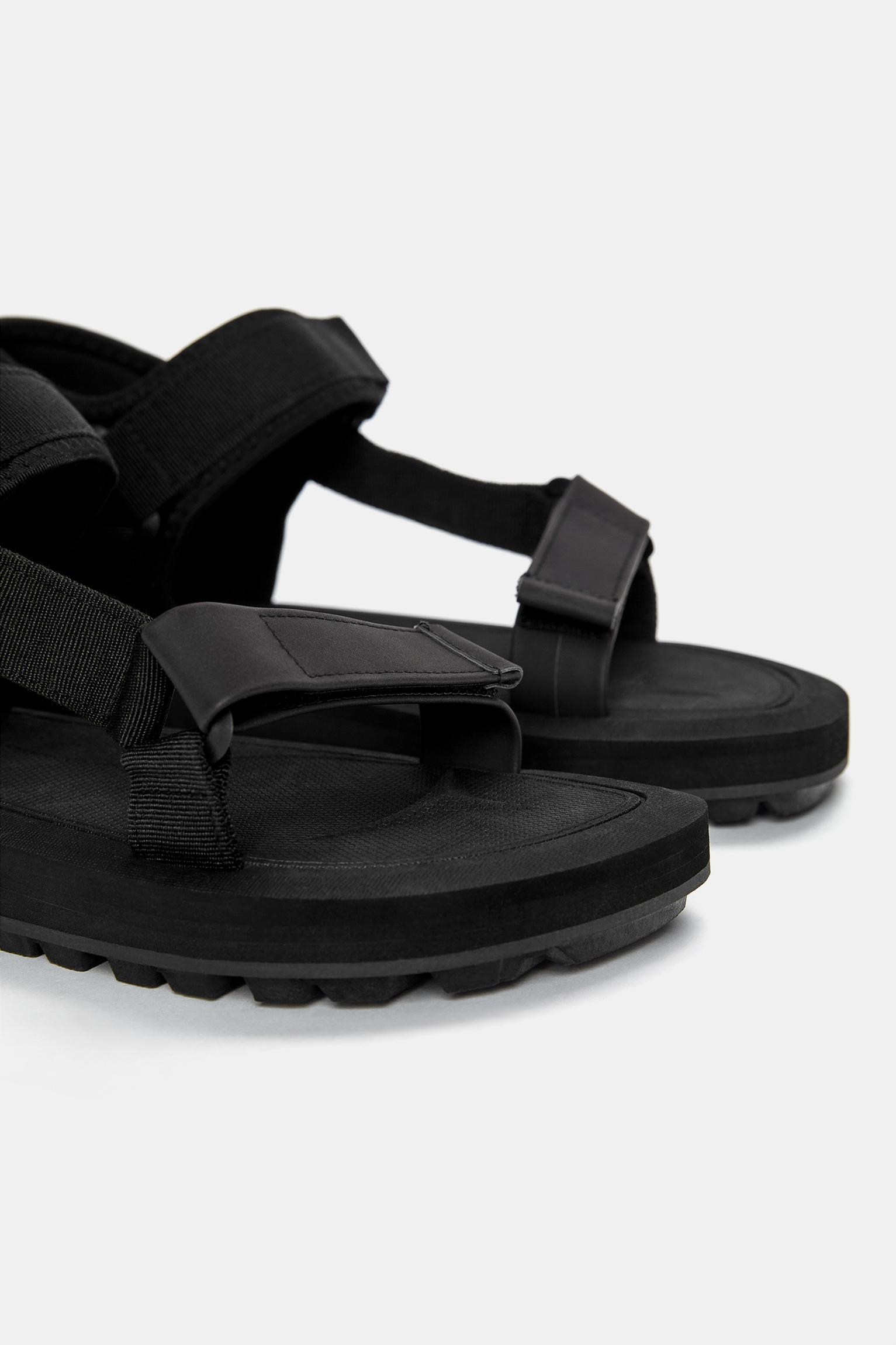 Strappy sandals Product Image